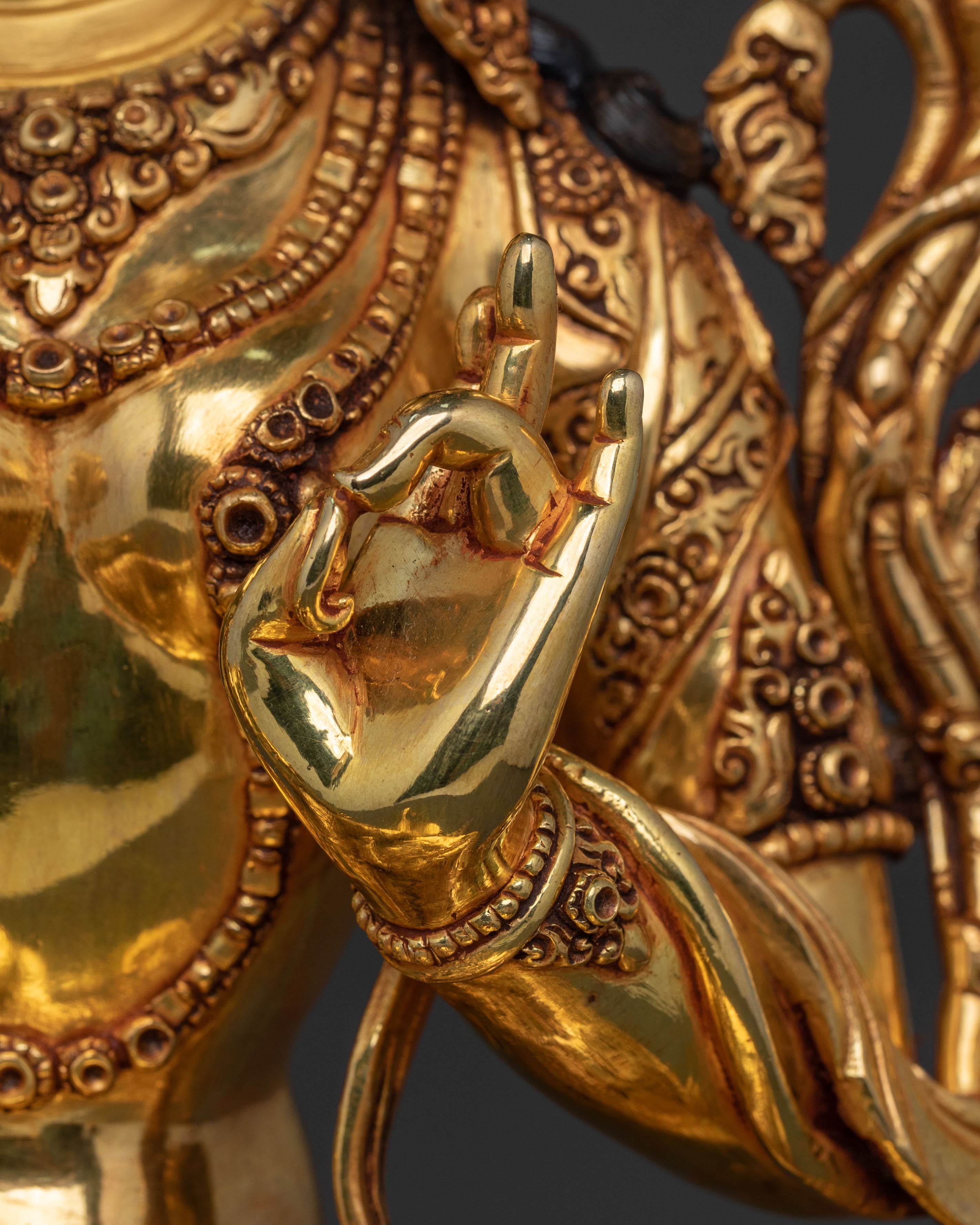 Sacred Protection Green Tara Statue: Compassionate Goddess