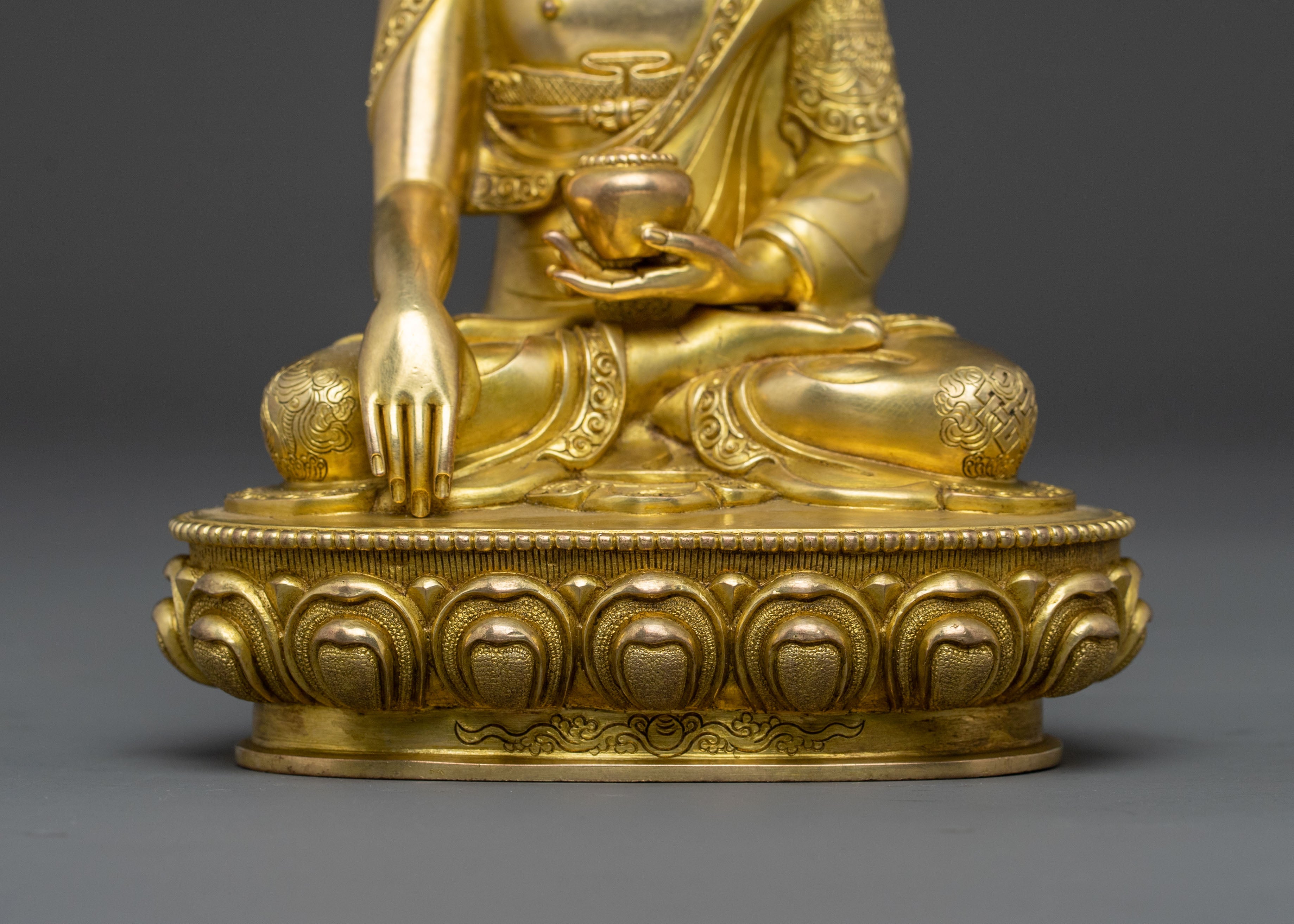Shakyamuni Buddha Awakening Statue | Sacred Icon