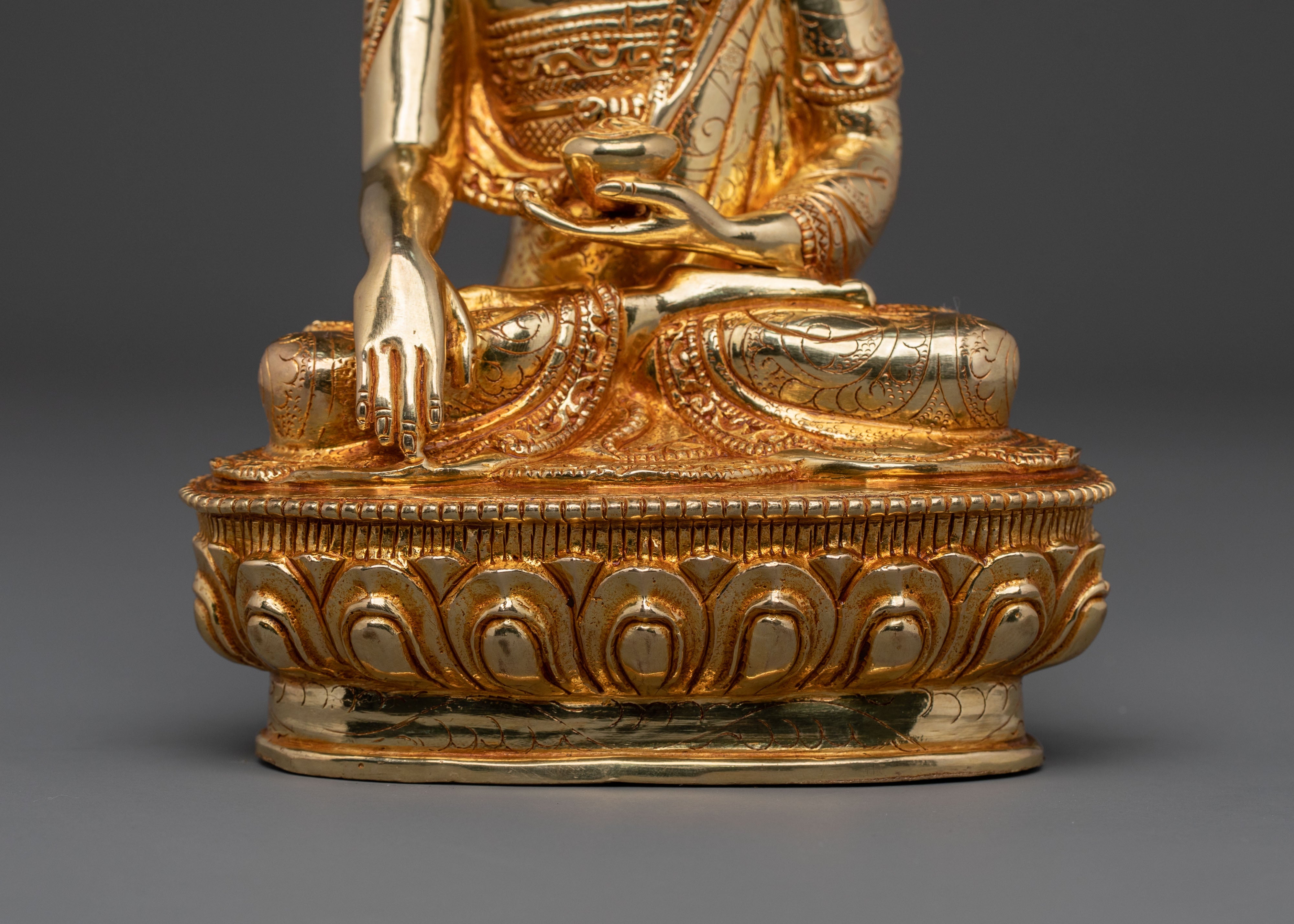 Shakyamuni Buddha Statue | Buddhist Shrine