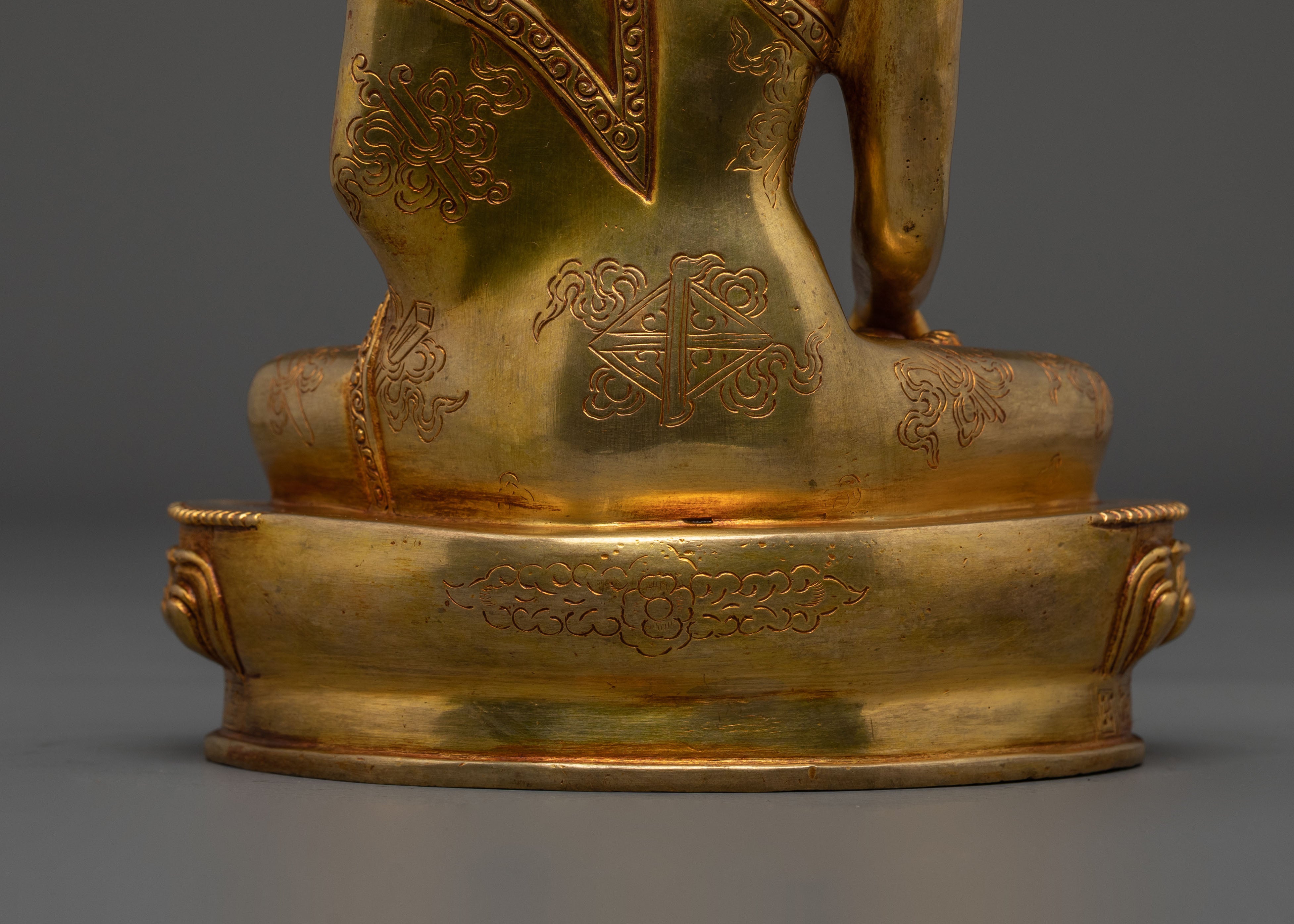 Shakyamuni Buddha Meditation Statue: Enlightened Teacher of Dharma
