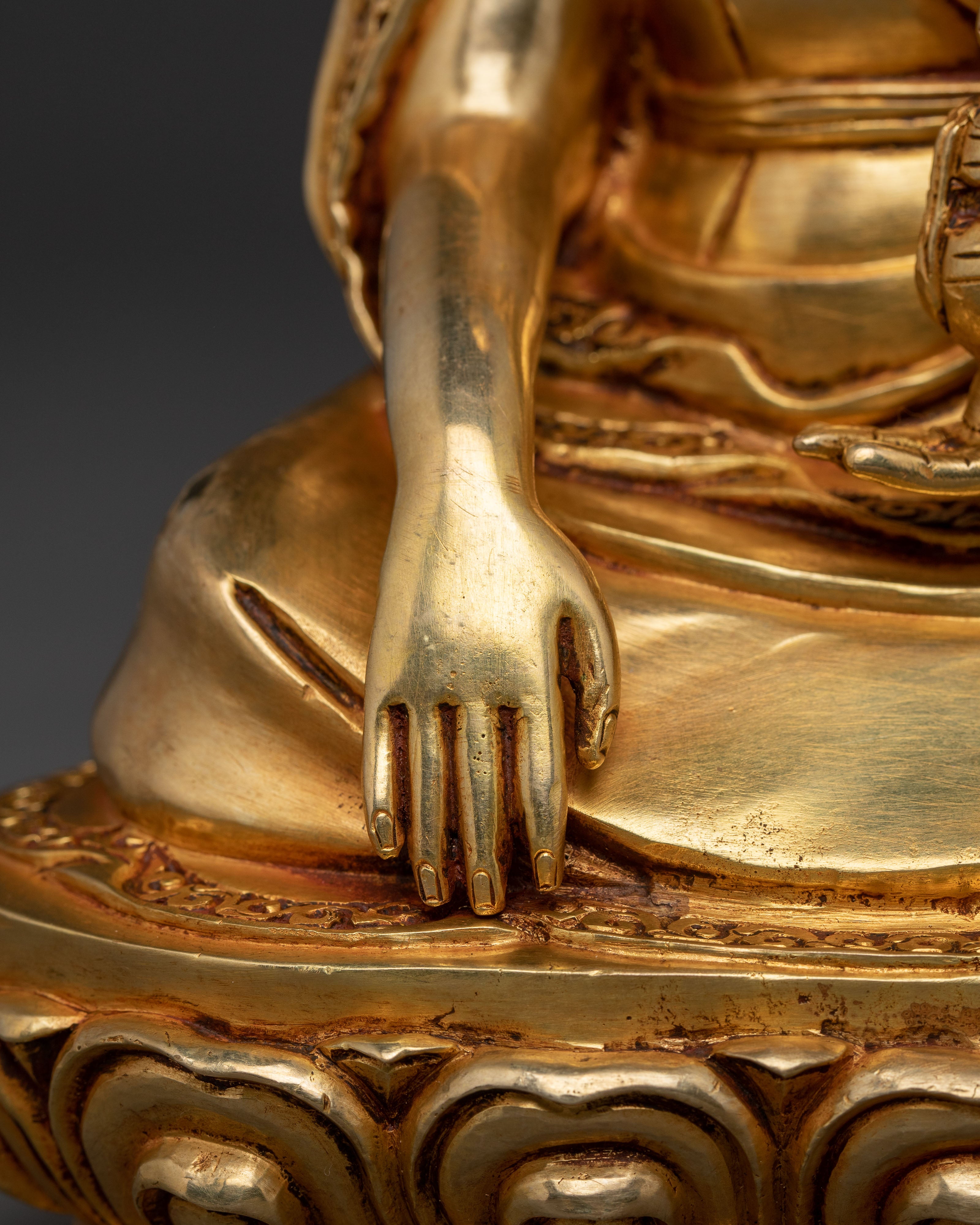 Handcrafted Guru Shapdum Sacred Statue – Radiant 24K Gold Gilded Copper