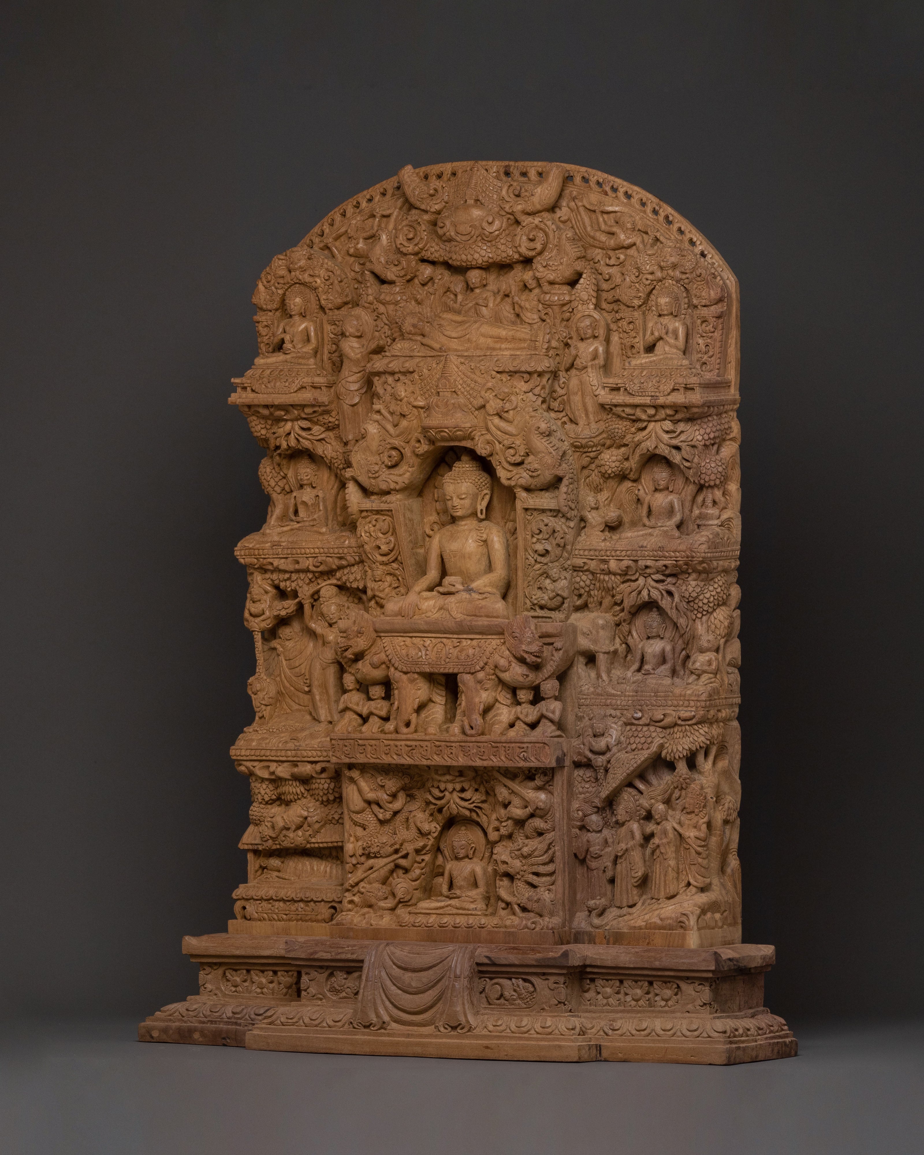 Shakyamuni Buddha Spiritual Statue | Wooden Body