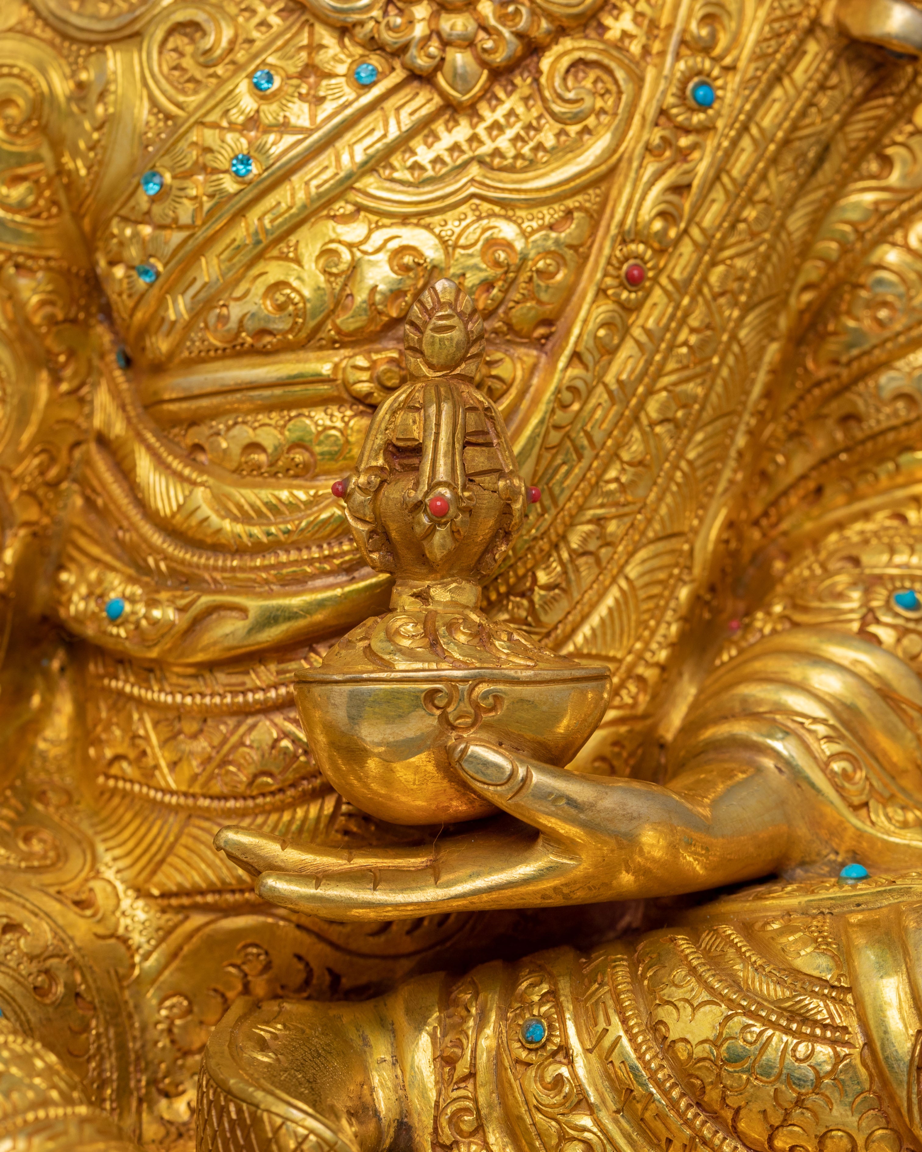Divine Guru Rinpoche Statue for Spiritual Transformation