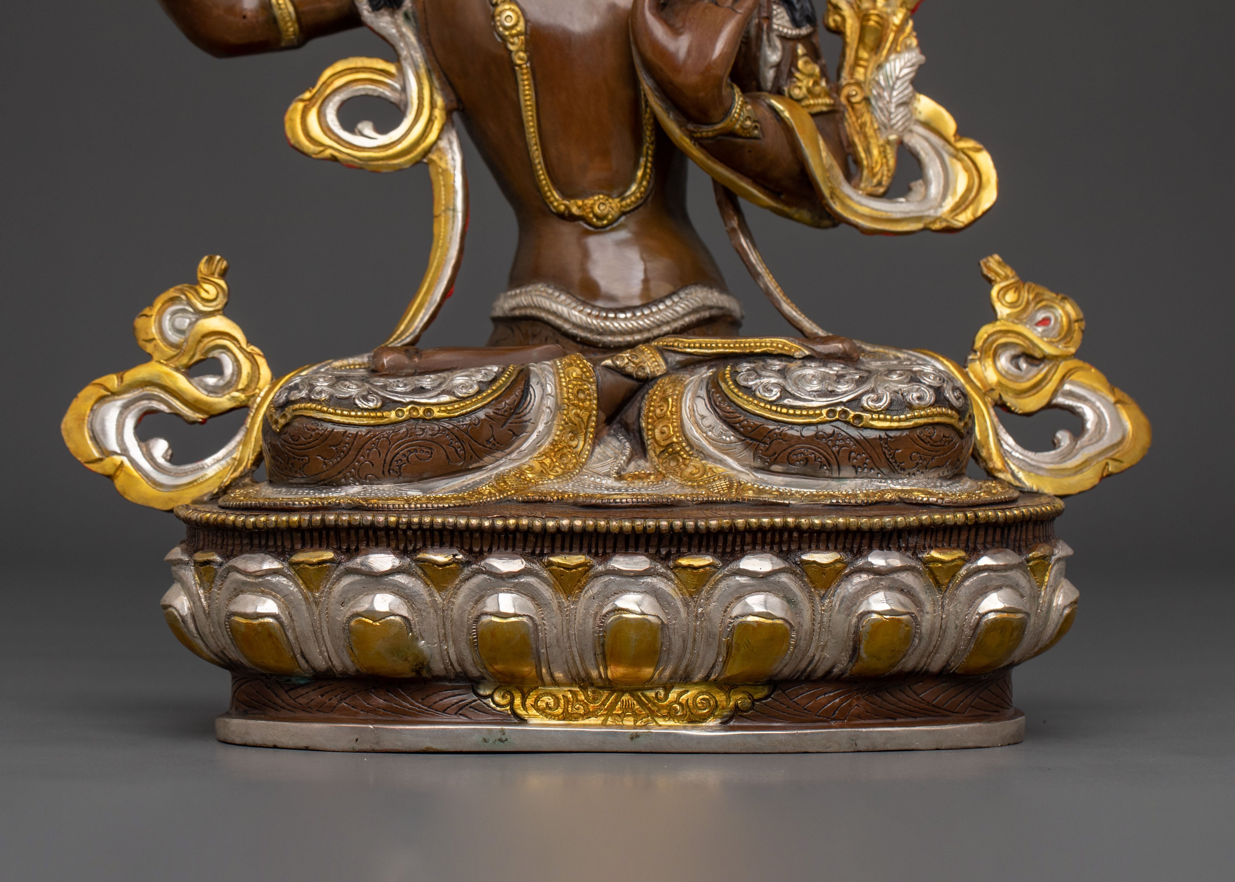 Manjushri Tibetan Buddhist Wisdom Figurine | Buddhist Shrine