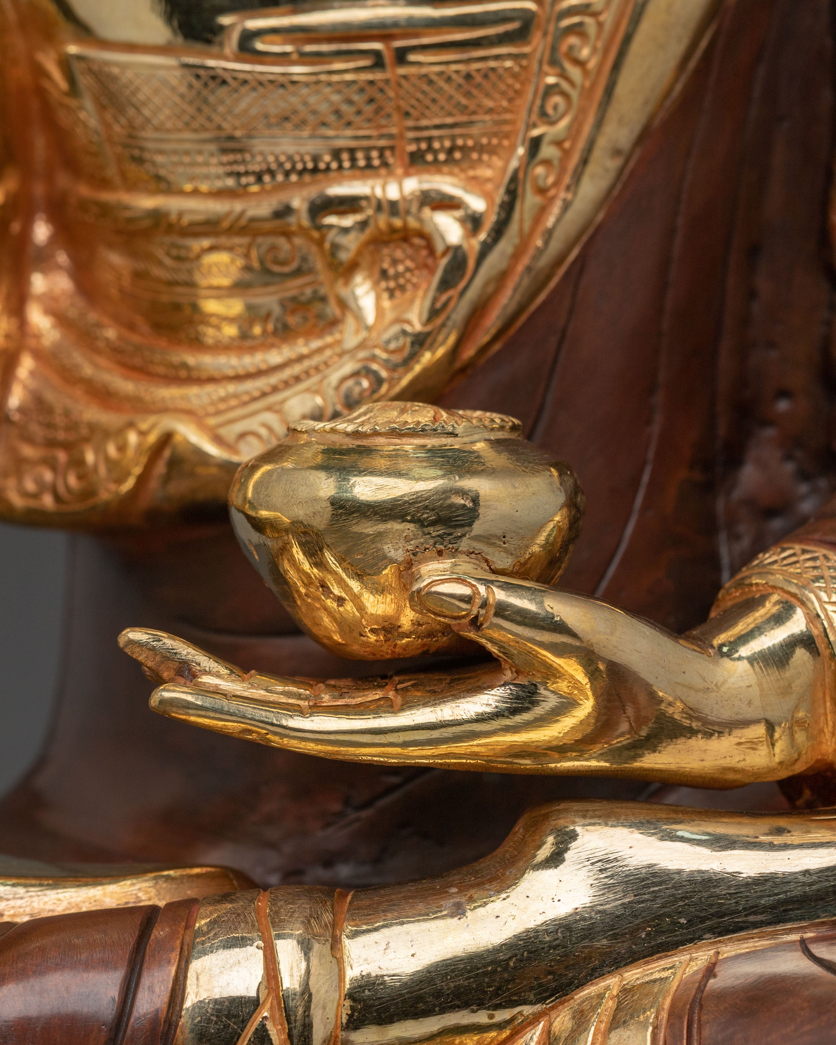 Sage Shakyamuni Buddha Sculpture | Gilded Copper Artistry