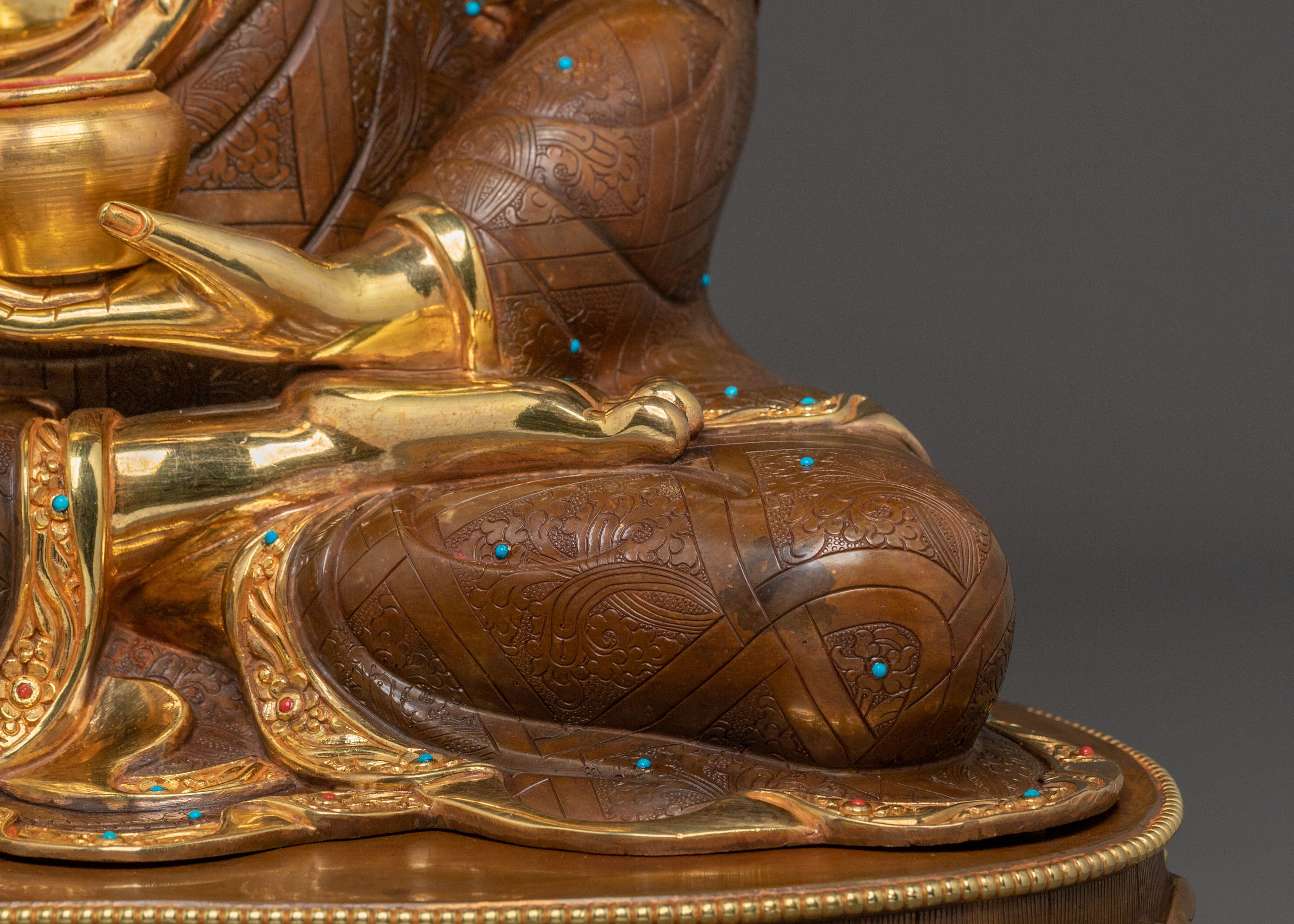 Shakyamuni Buddha Statue | Symbol of Peace