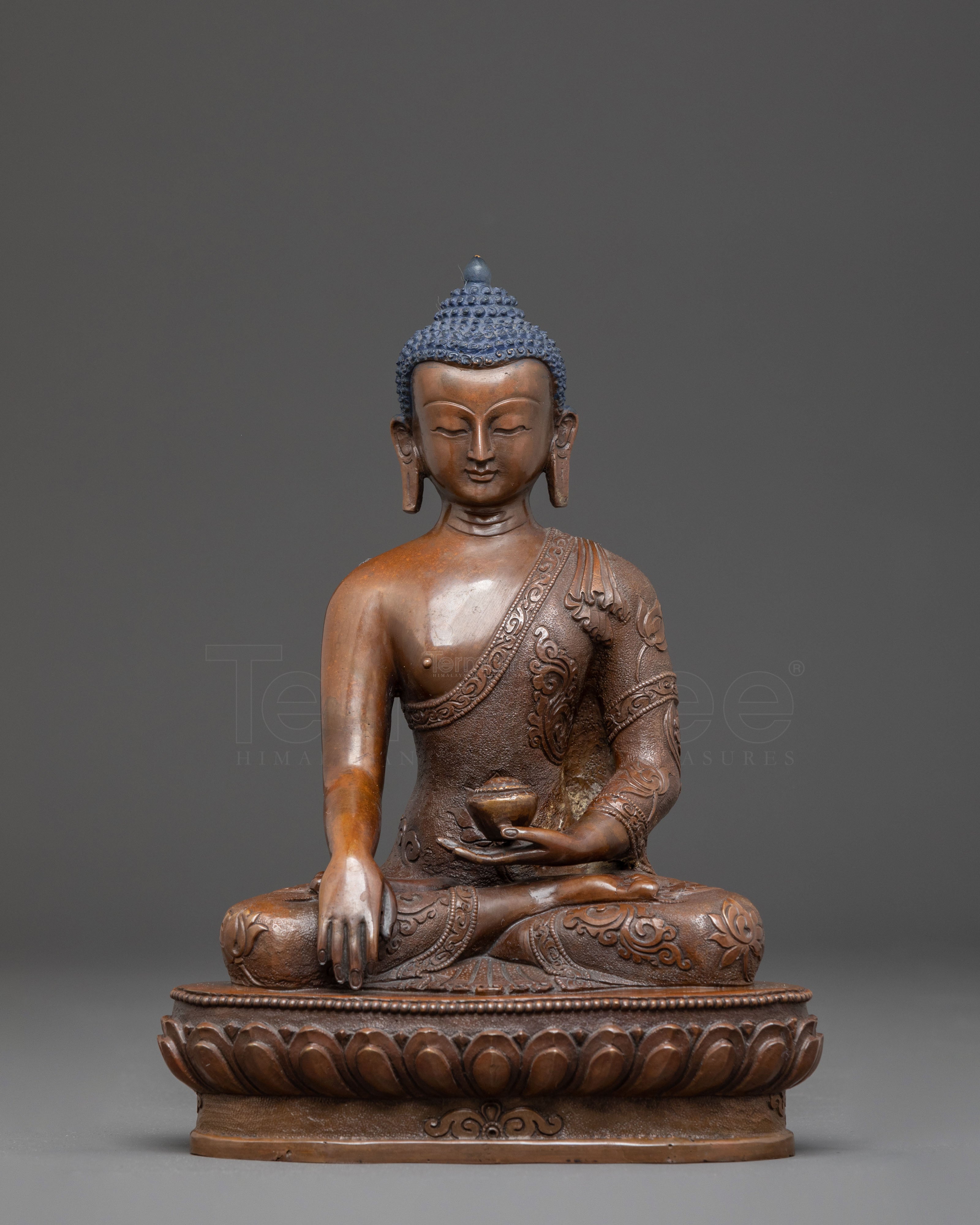 Handmade Oxidized Copper Statue of Buddha Shakyamuni 