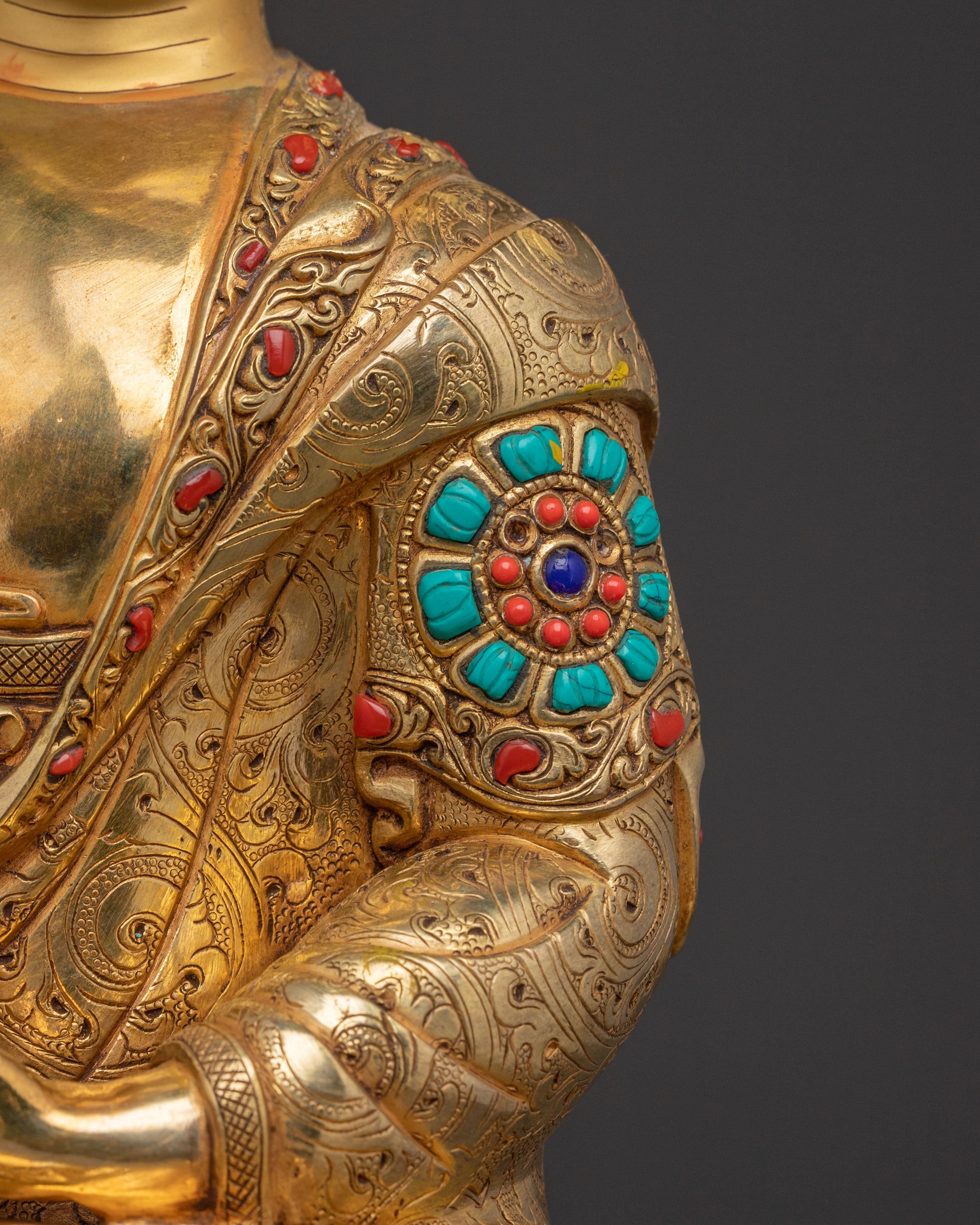 Shakyamuni Buddha Golden Statue with Crown – Himalayan Craft