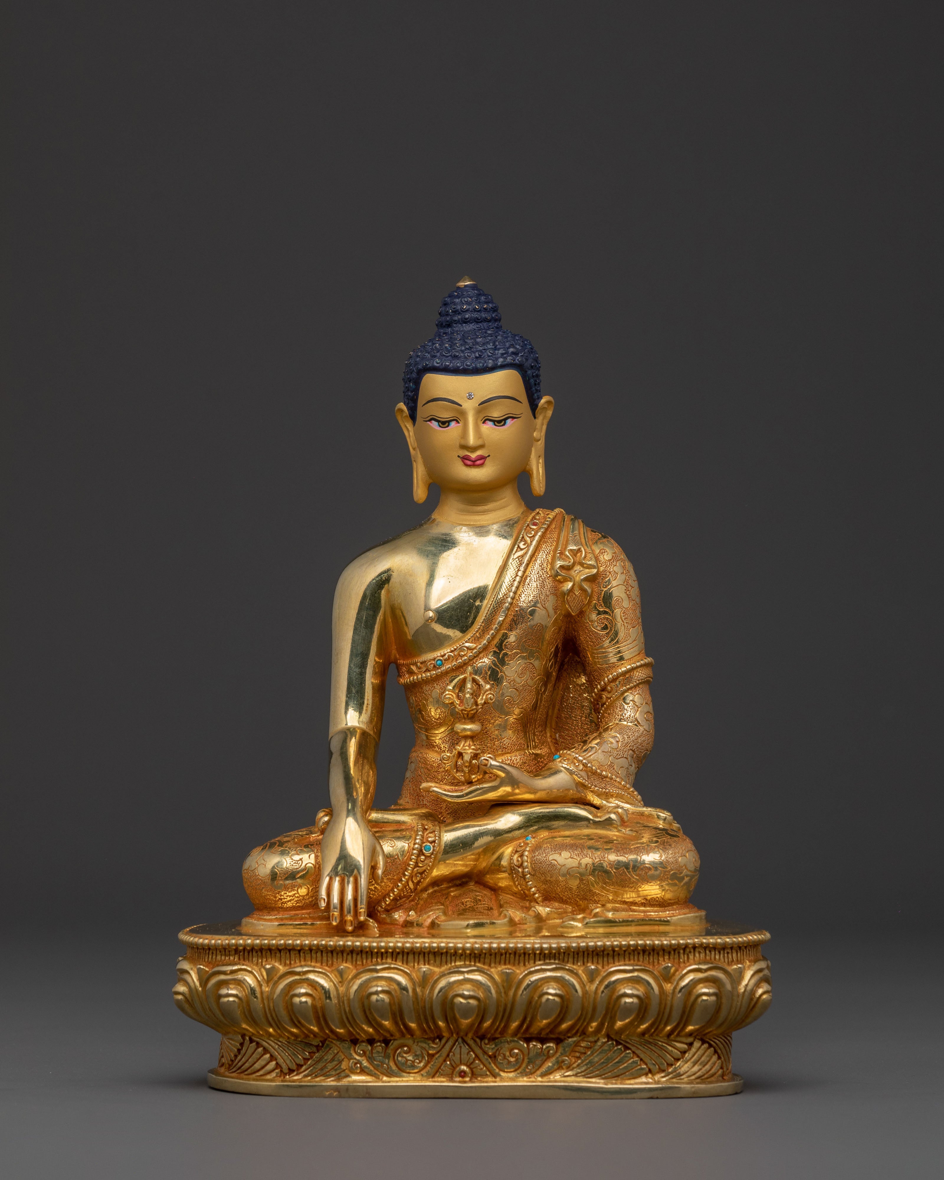 Mitrugpa Golden Statue