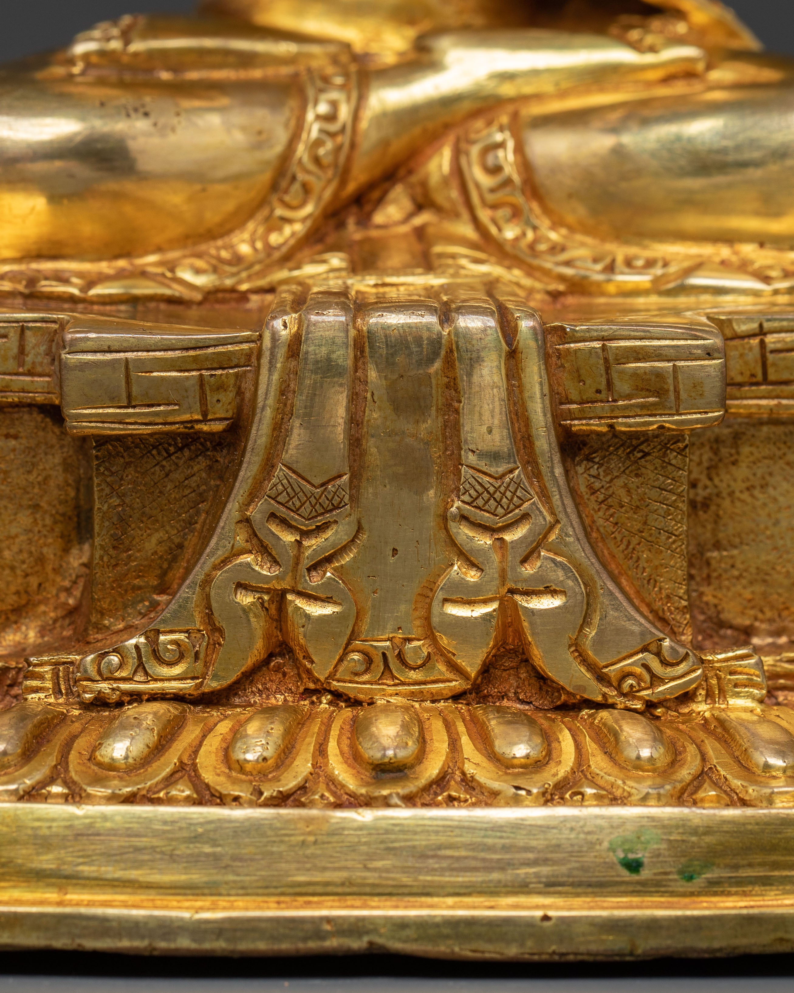 Nagarjuna Statue: Founder of Madhyamaka Philosophy