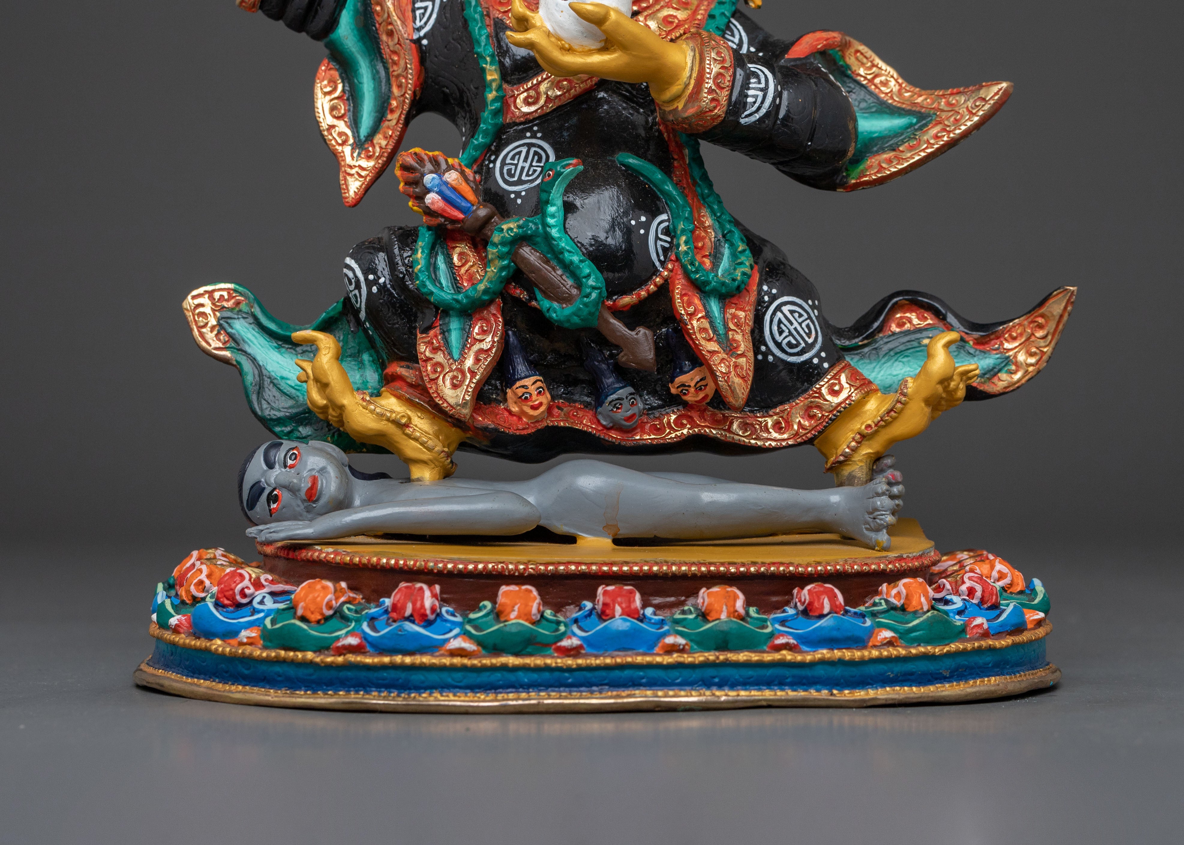 Sacred Mahakala Bernakchen Sculpture