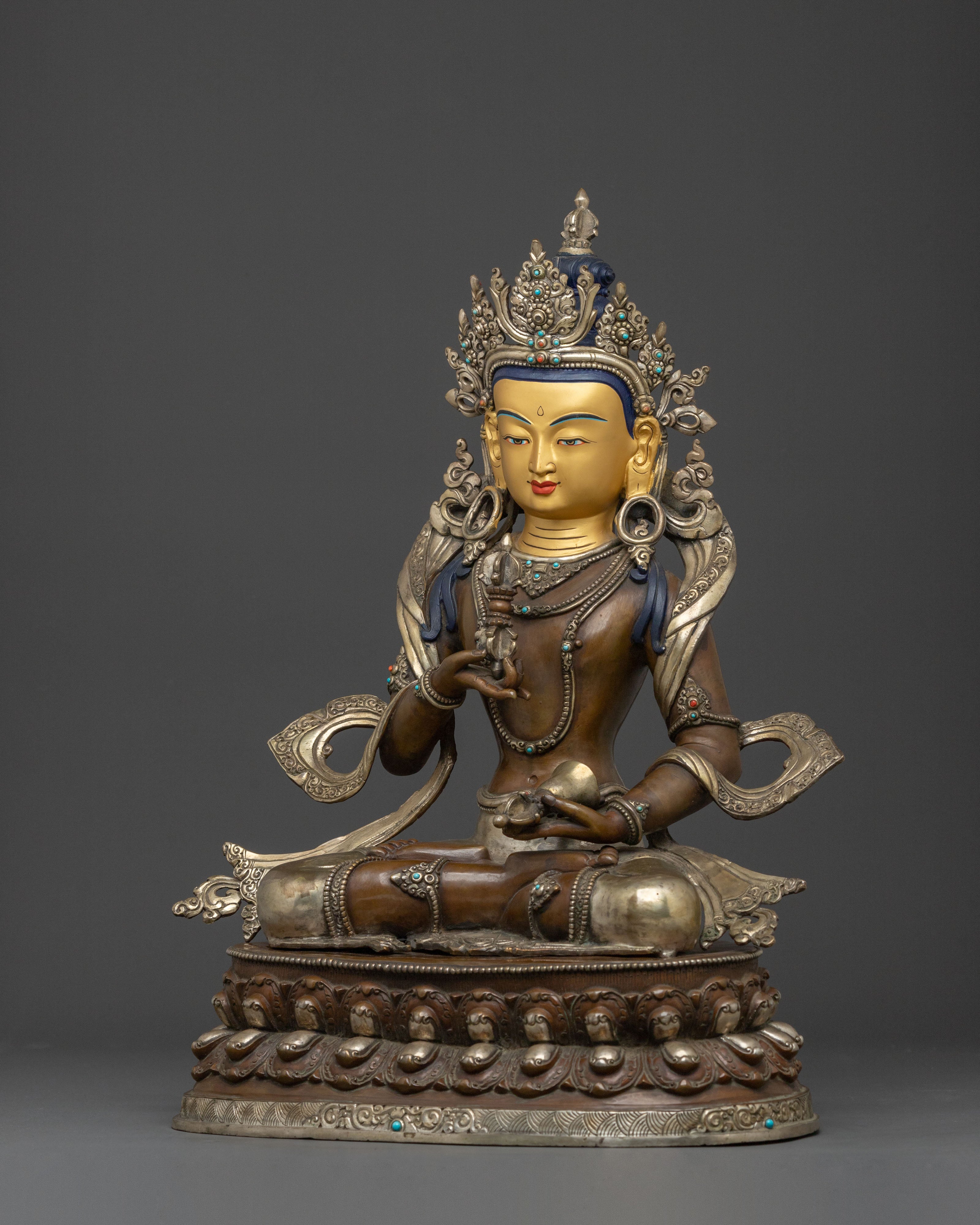 Vajrasattva Statue: Exquisite Nepalese Craftsmanship