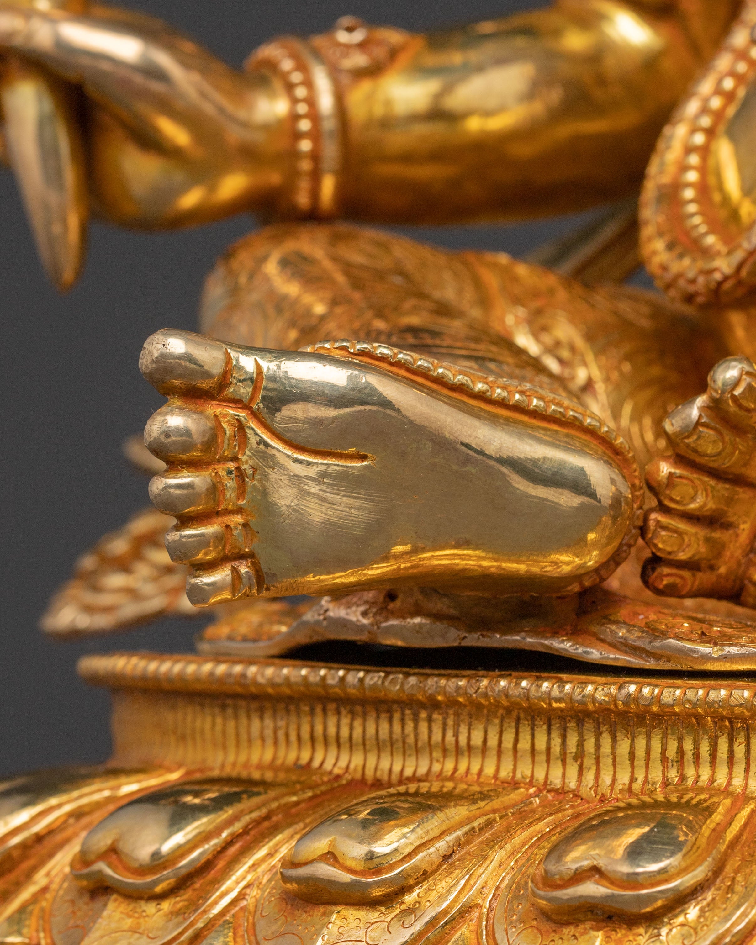 God Ganesh Traditional Golden Statue For