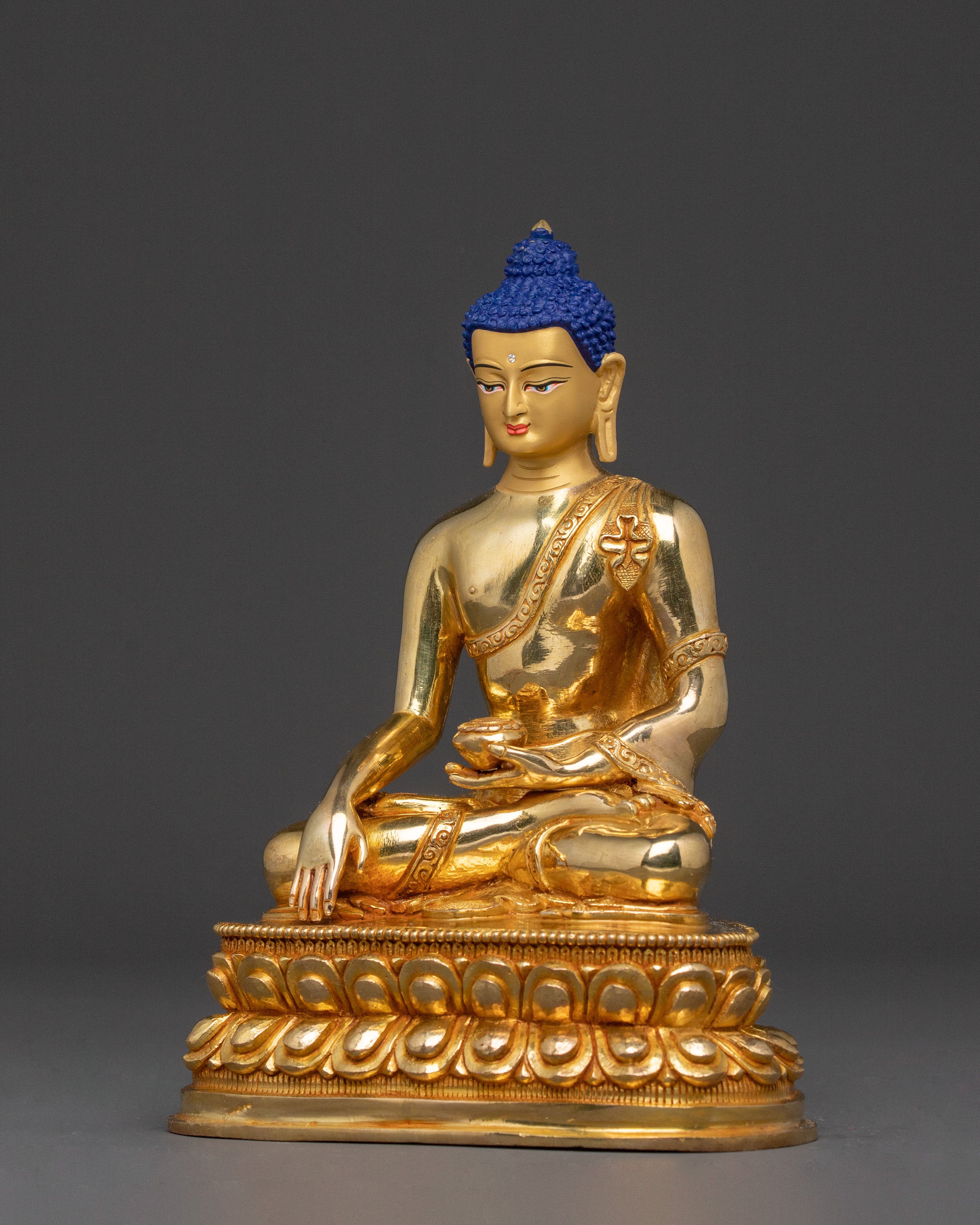 Awakened One Shakyamuni Buddha Sculpture for Altar