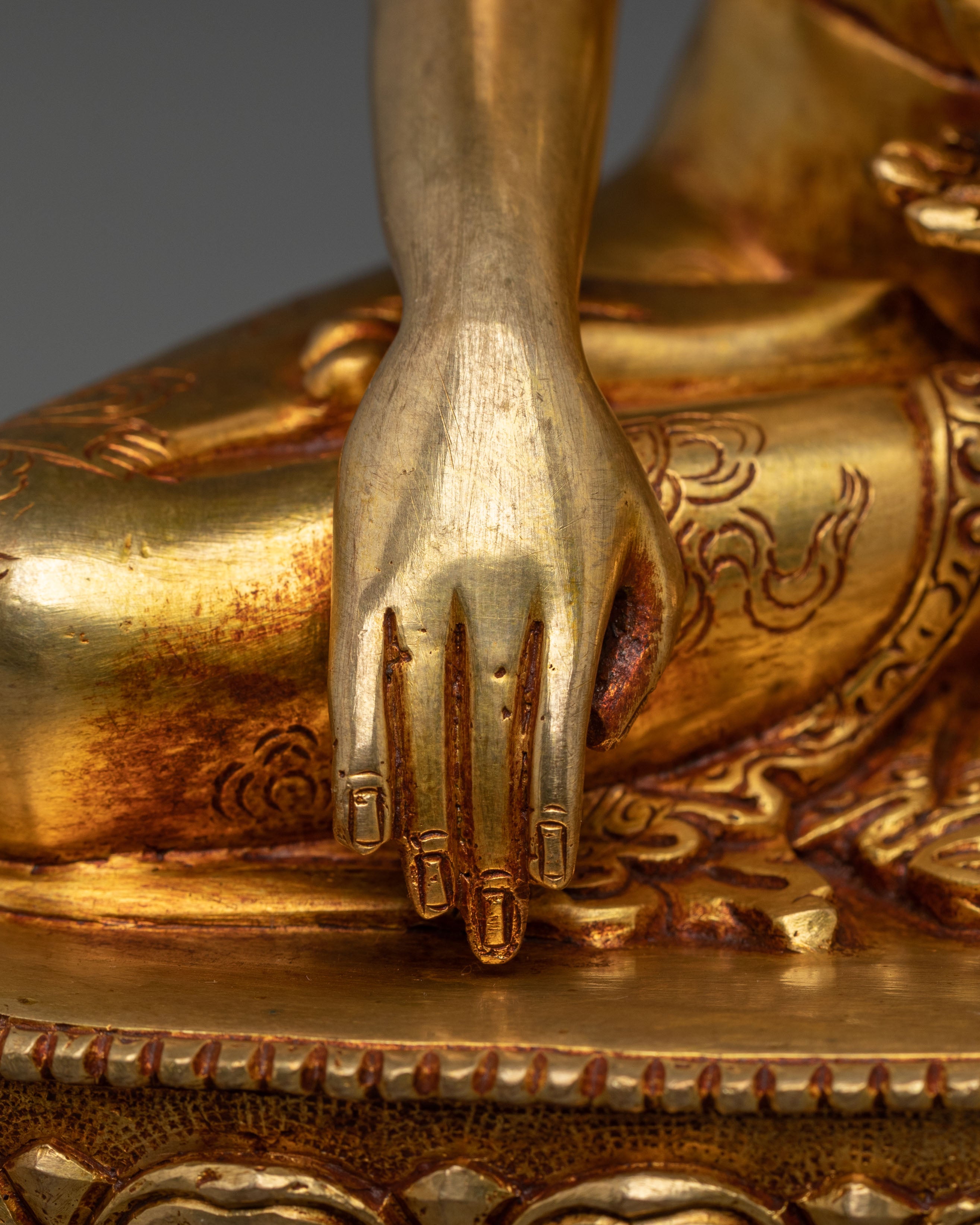 Shakyamuni Buddha Meditation Statue: Enlightened Teacher of Dharma