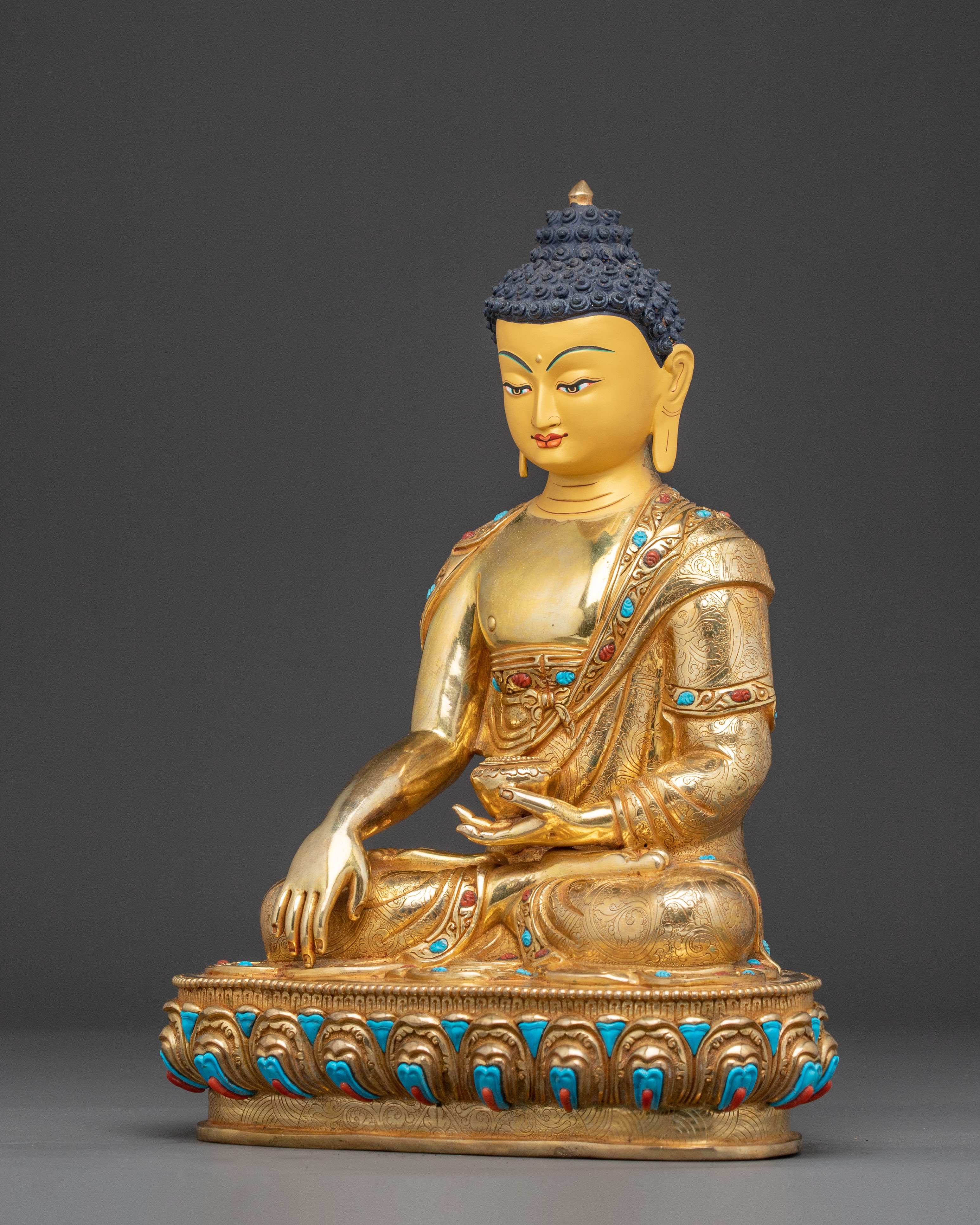 Dharma Guru Shakyamuni Golden Sacred Statue