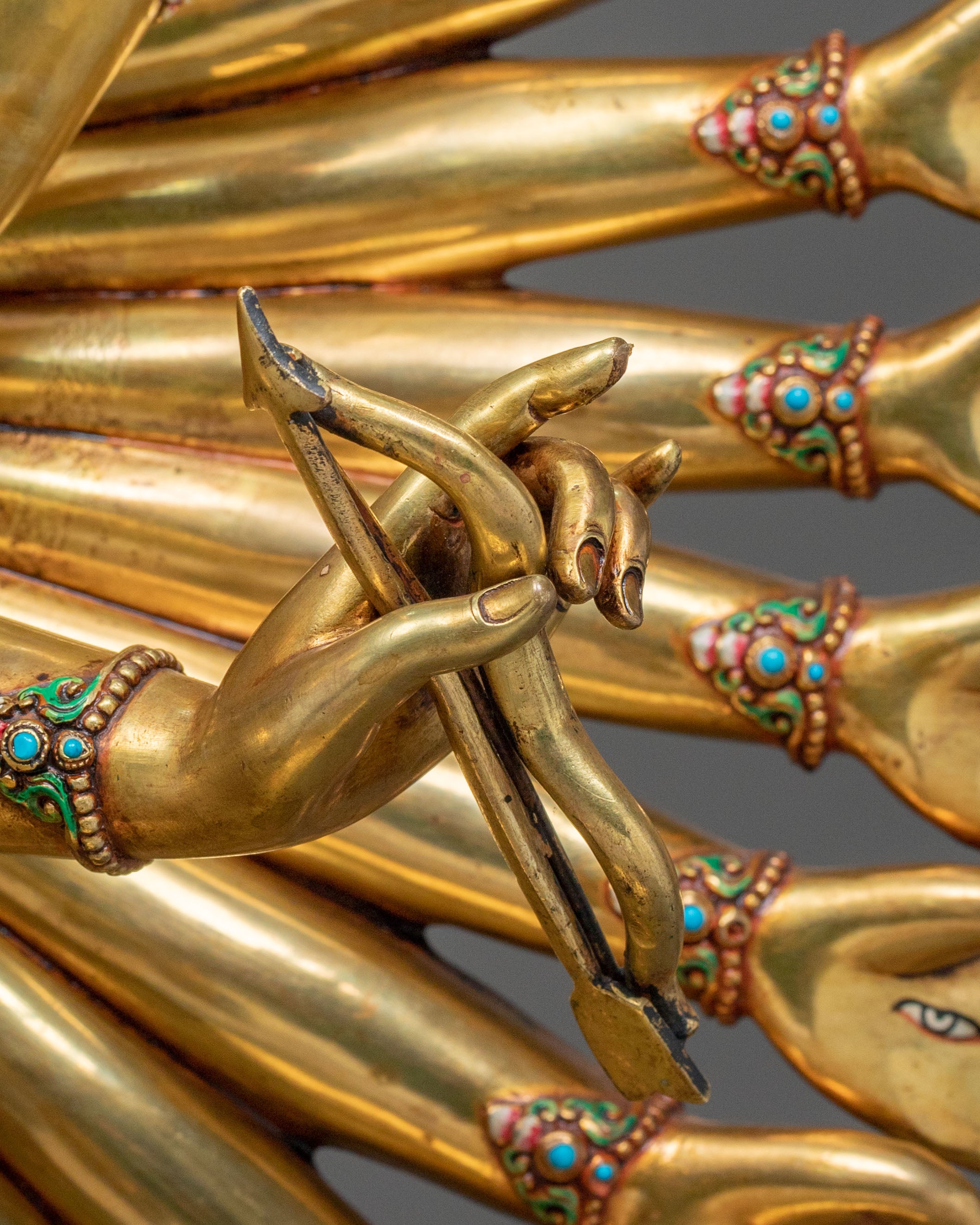 1000 Armed Chenrezig Statue: Radiant 24K Gold Gilded
