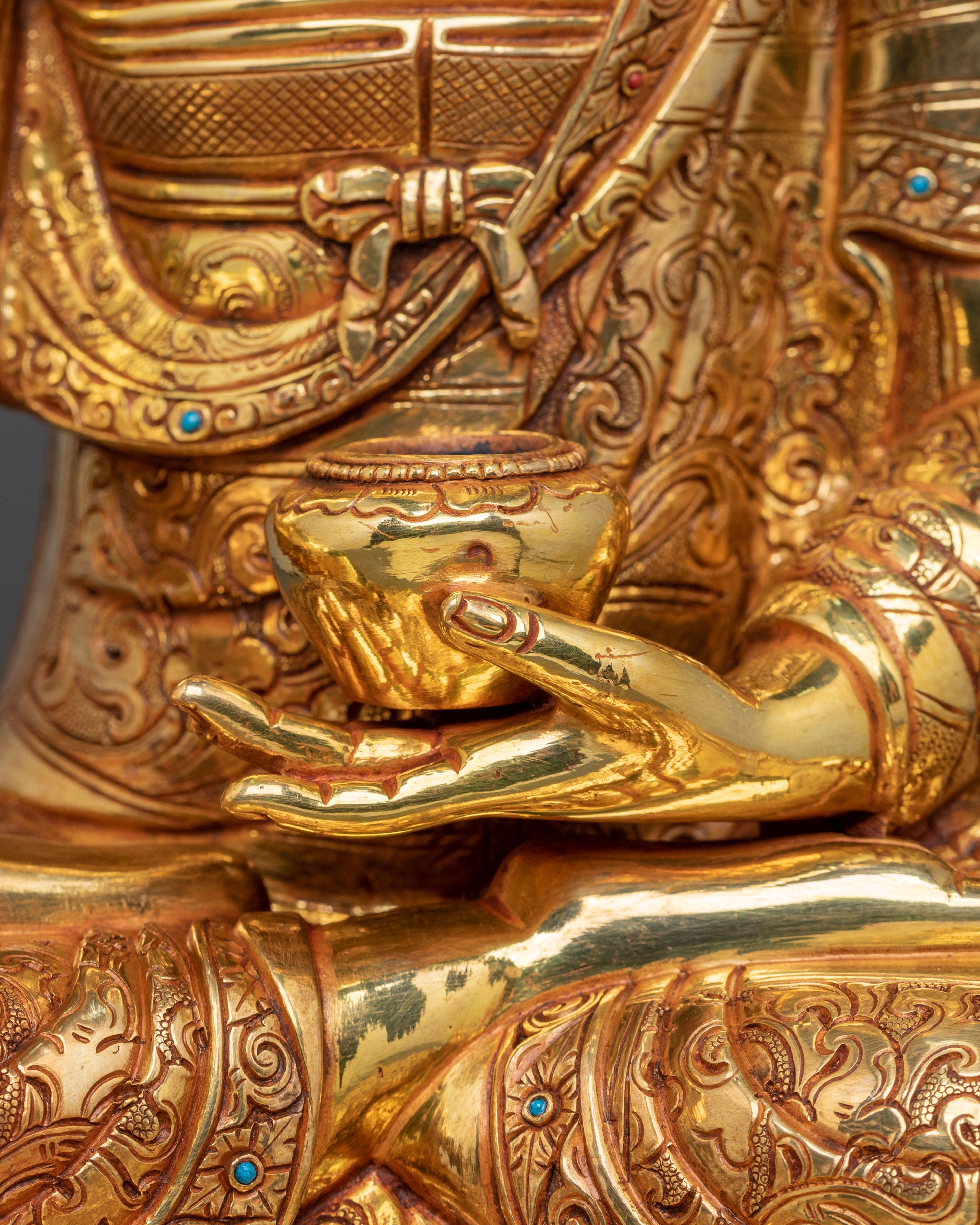 Shakyamuni Buddha Golden Statue | Dharma Master