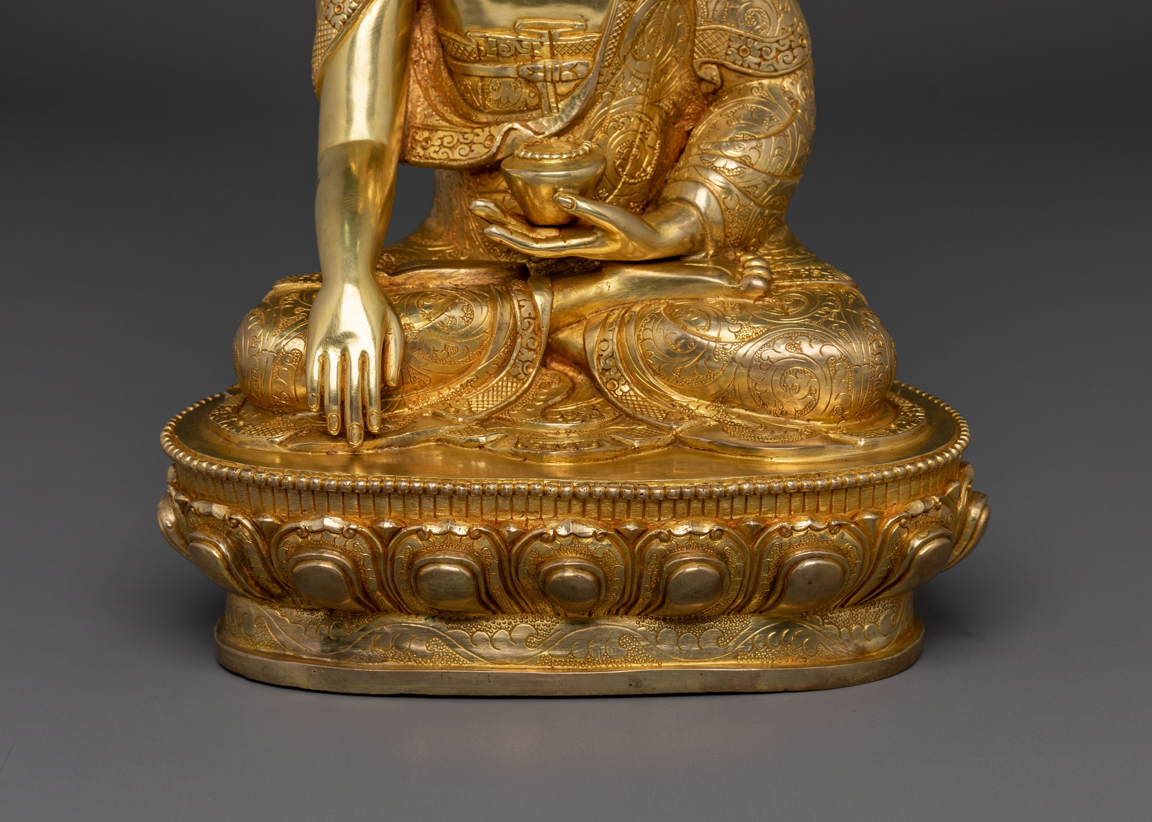 Shakyamuni Buddha Sculpture | Awakened Master