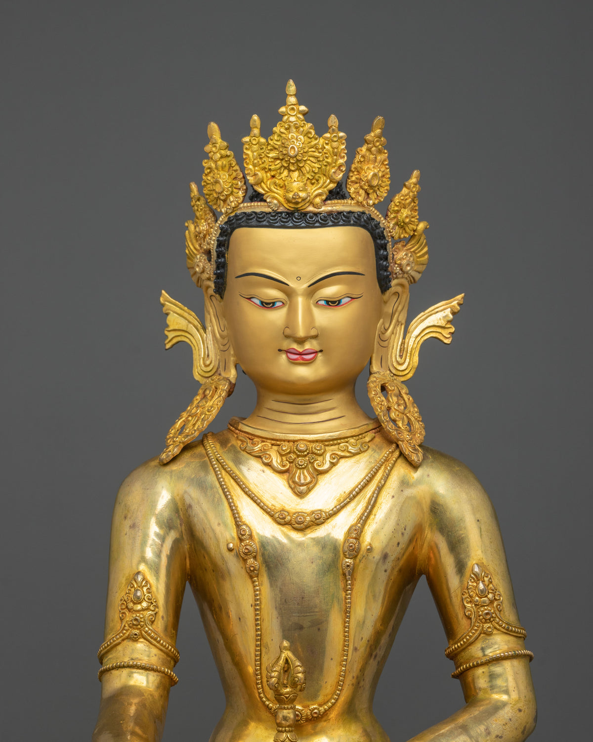 Mitrugpa Golden Figurine | Embodiment of Steadfastness