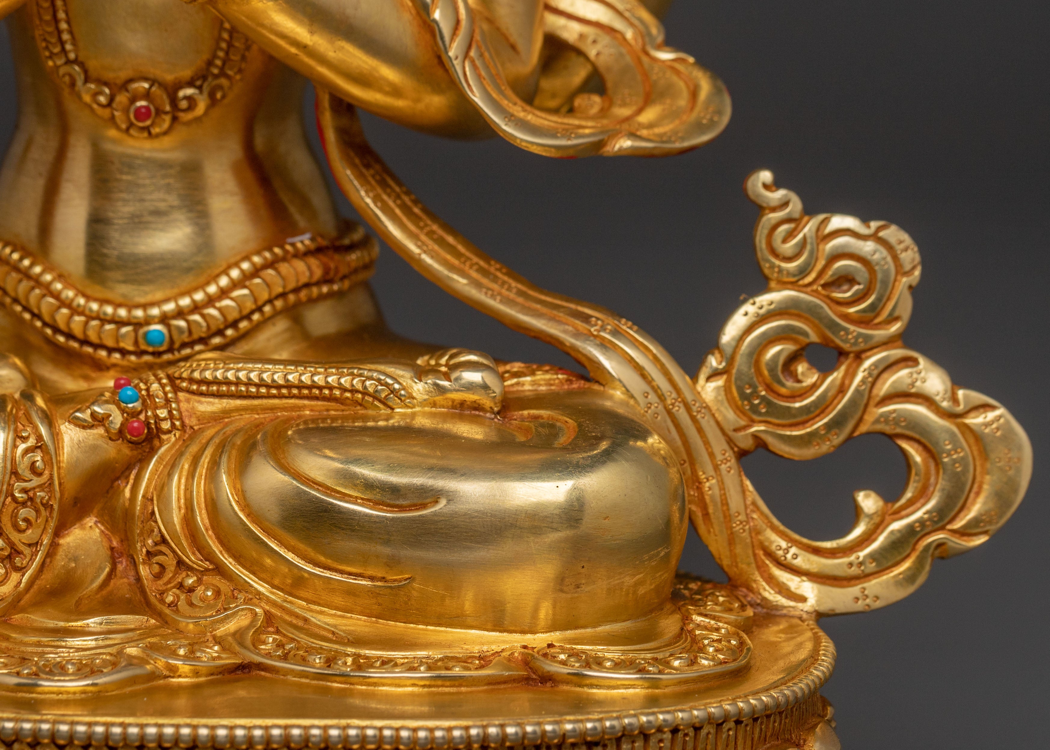 Bodhisattva Chenrezig Statue | Himalayan Serenity