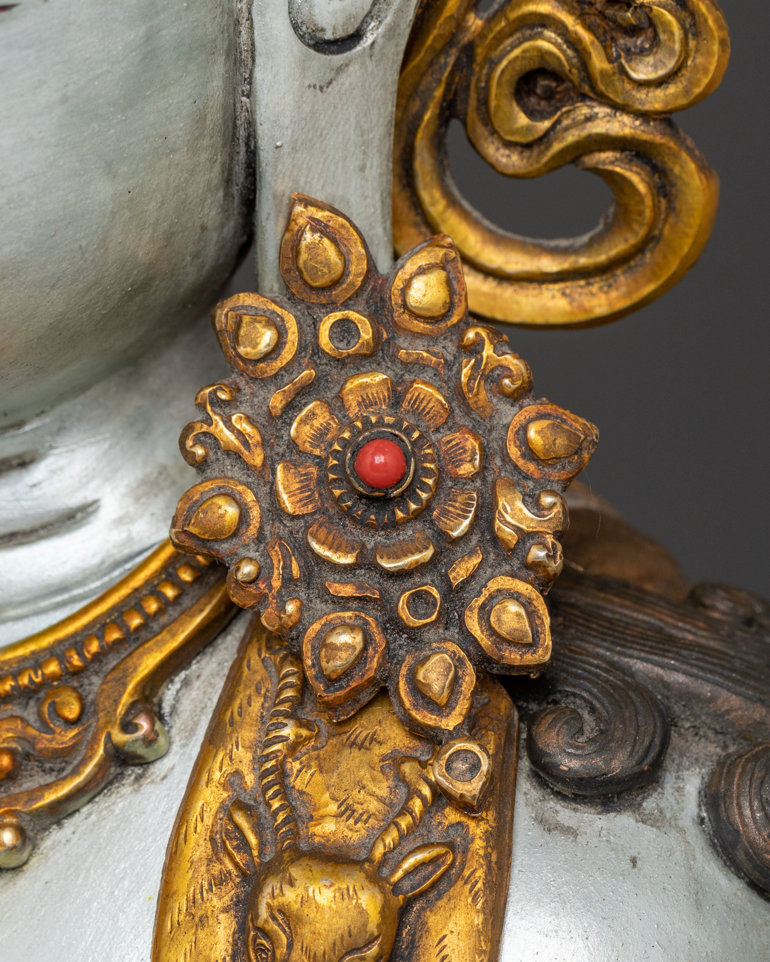 Chenrezig Compassion and Peace Statue: Altar Decor