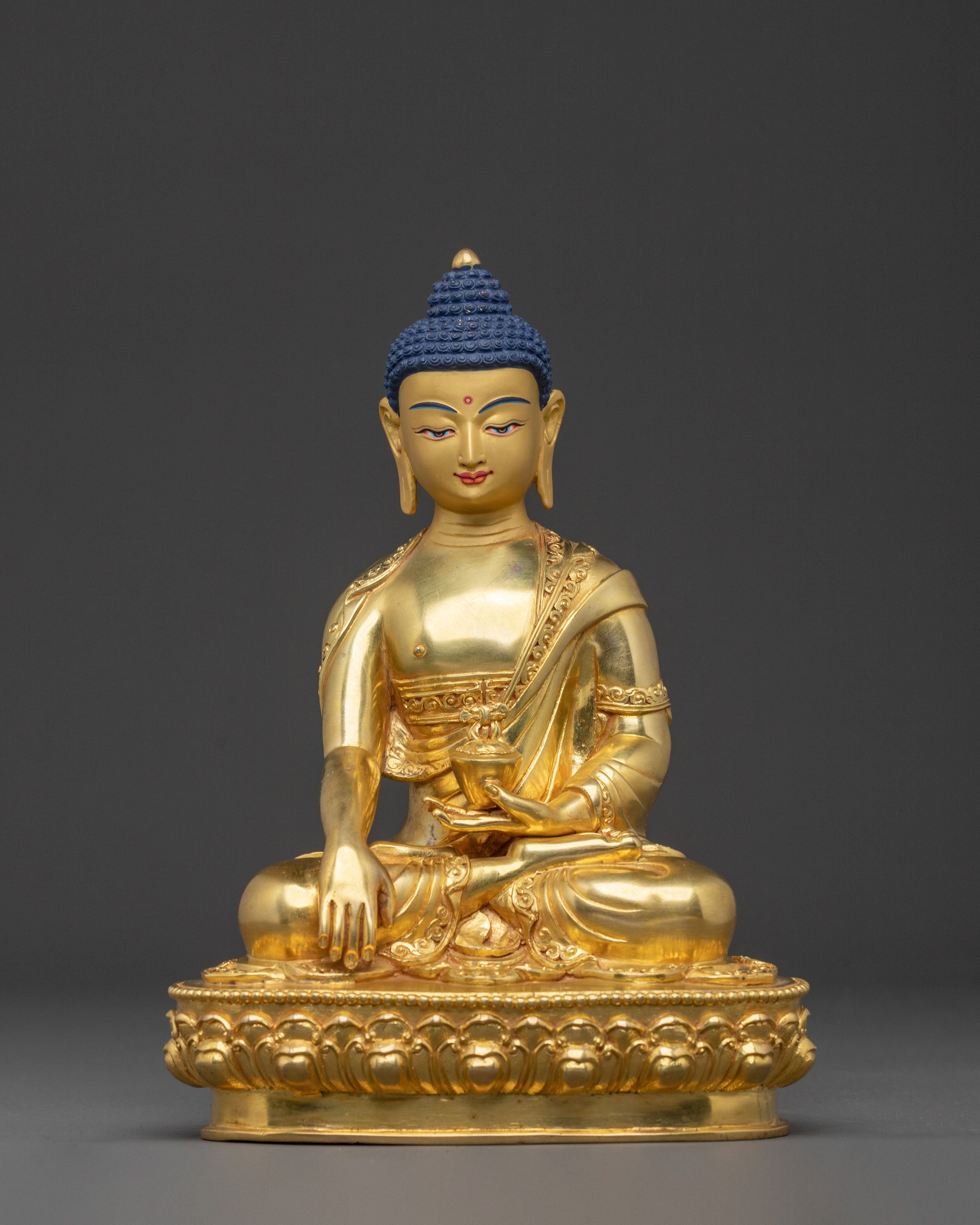 Shakyamuni Buddha Sacred Peaceful Statue