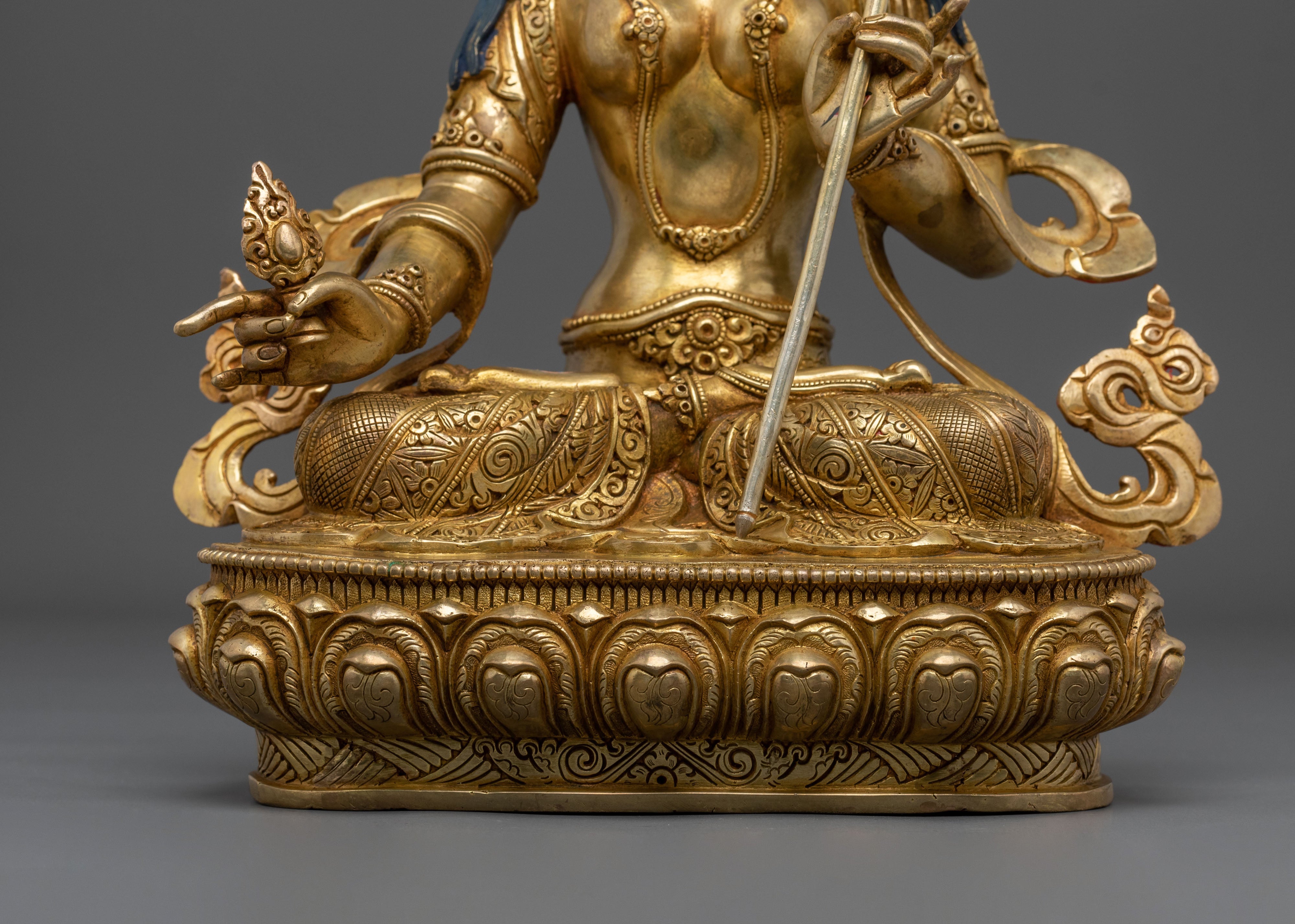 Dukar White Umbrella Goddess Statue: Goddess of Purification