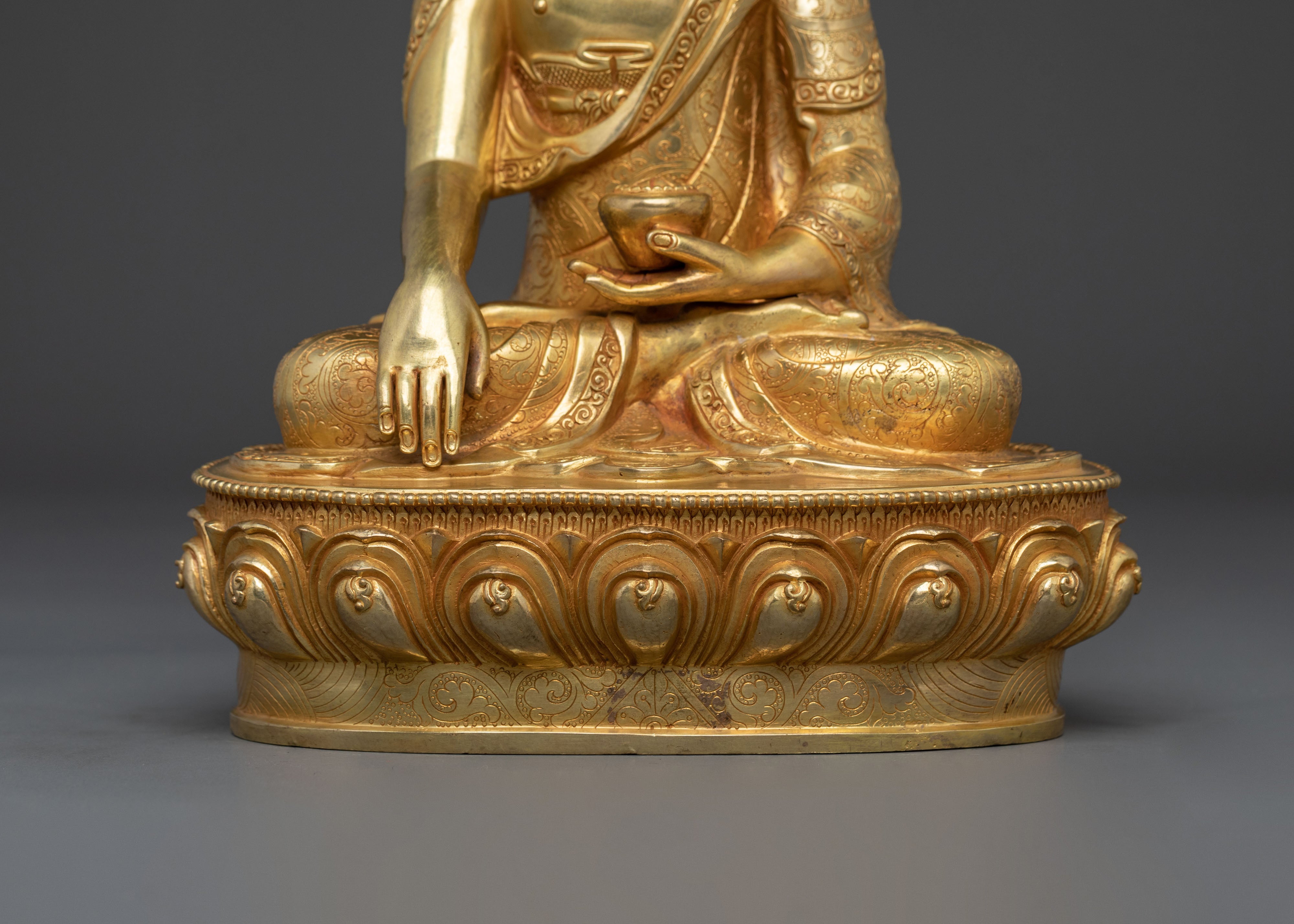 Awakened One Shakyamuni Buddha Sacred Statue | 24K Gold Gilded