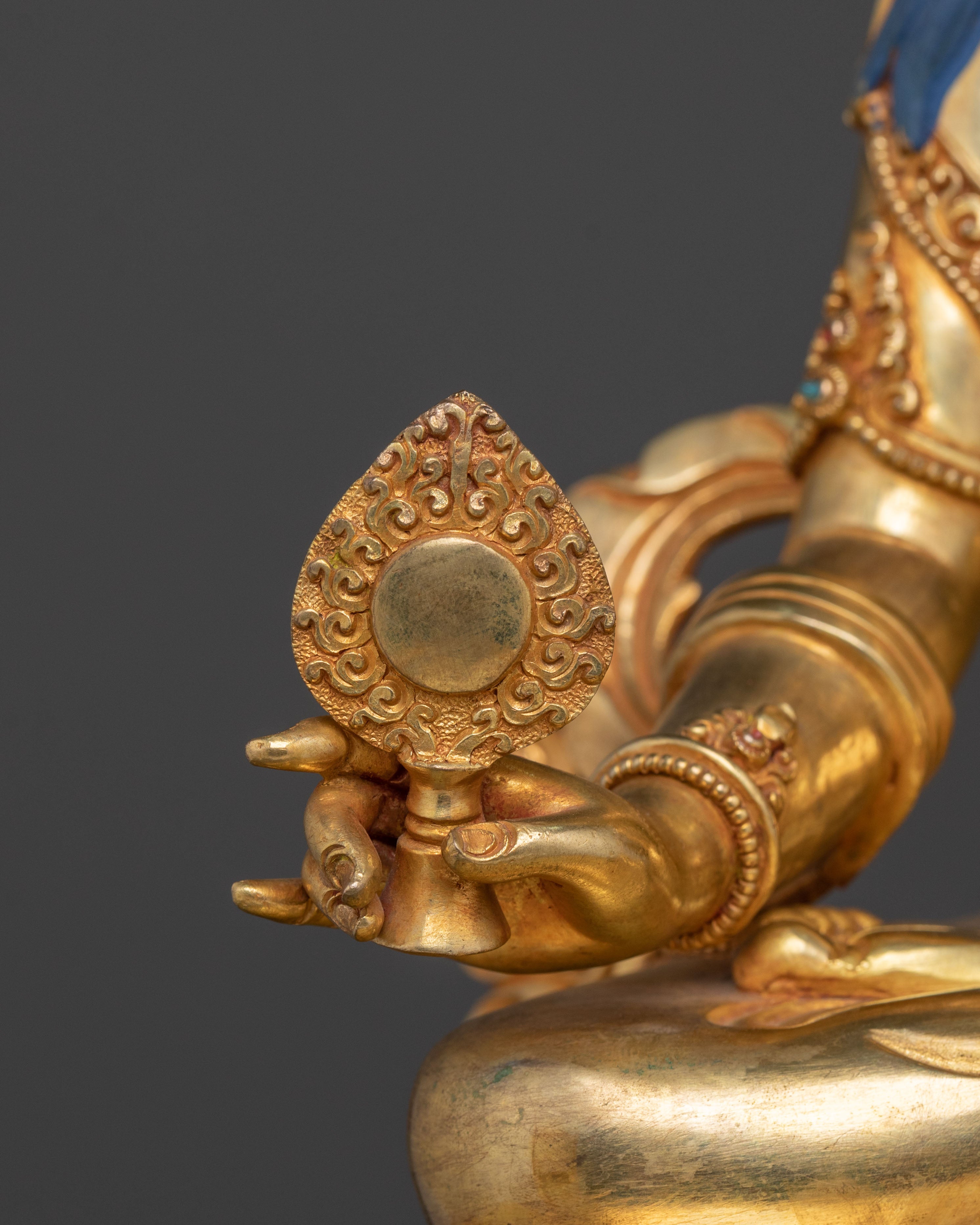 Dukar Statue on Throne | White Umbrella Goddess of Supreme Protection