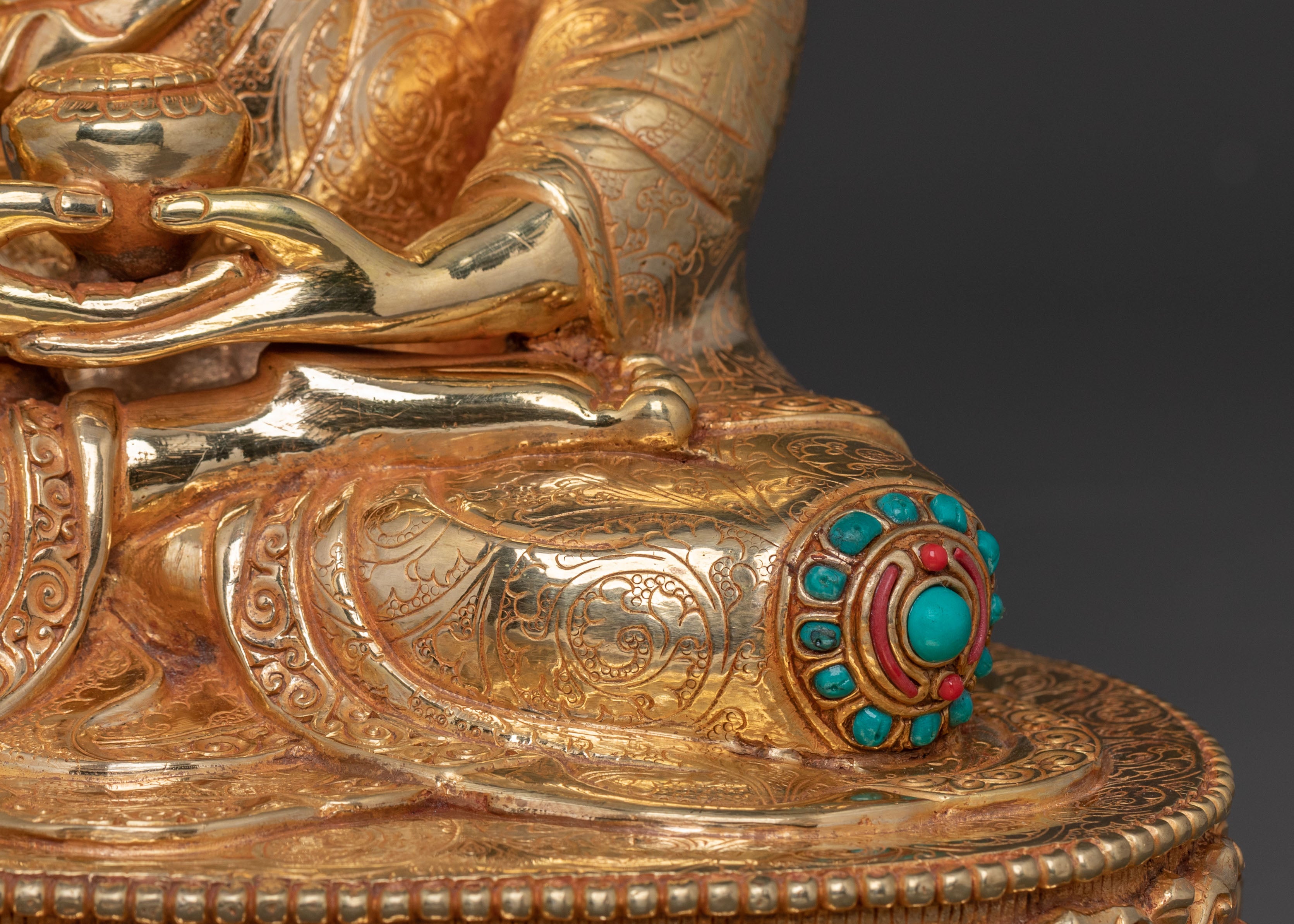 Serene Amitabha Statue | Pure Land Buddha