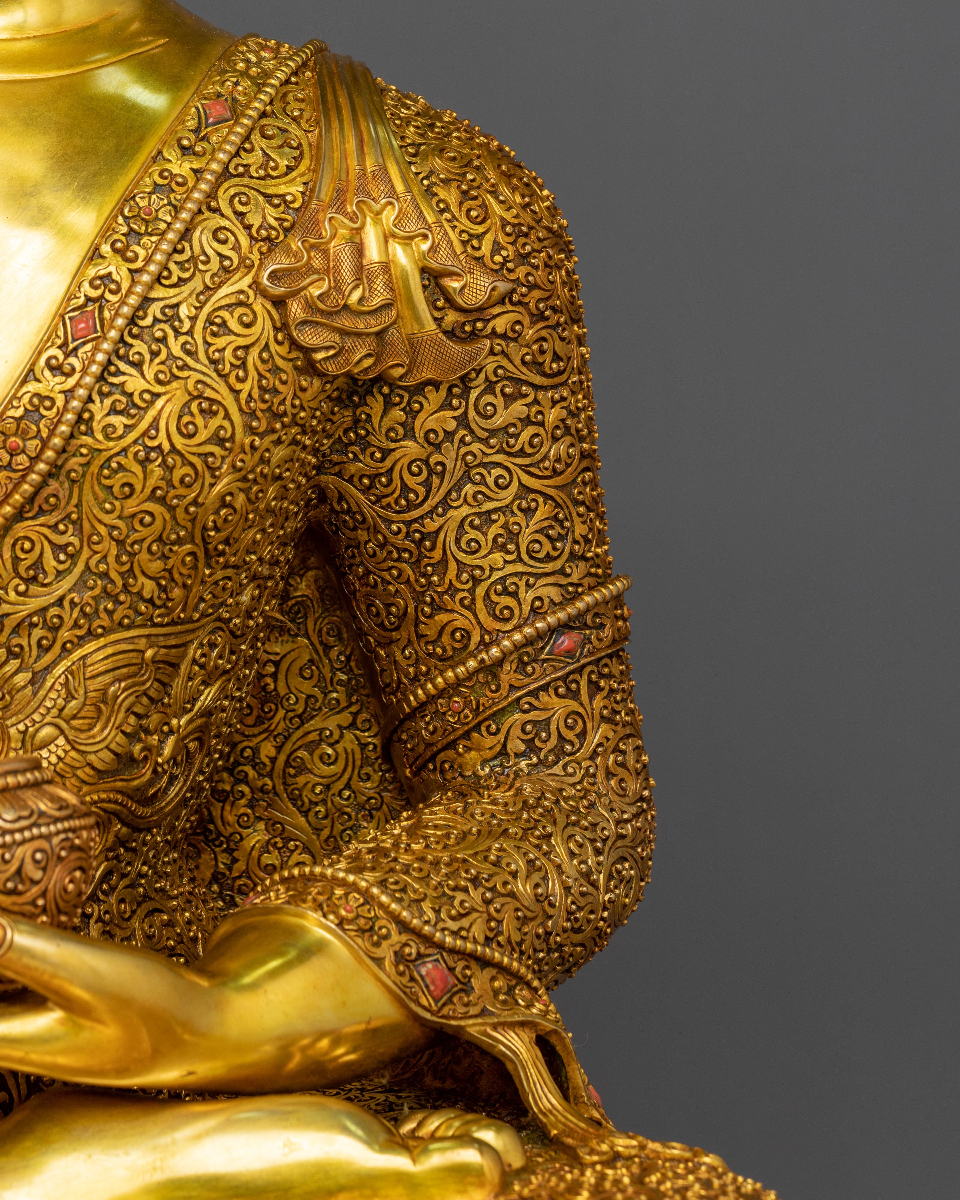 Shakyamuni Buddha Golden Statue for Buddhist Shrine