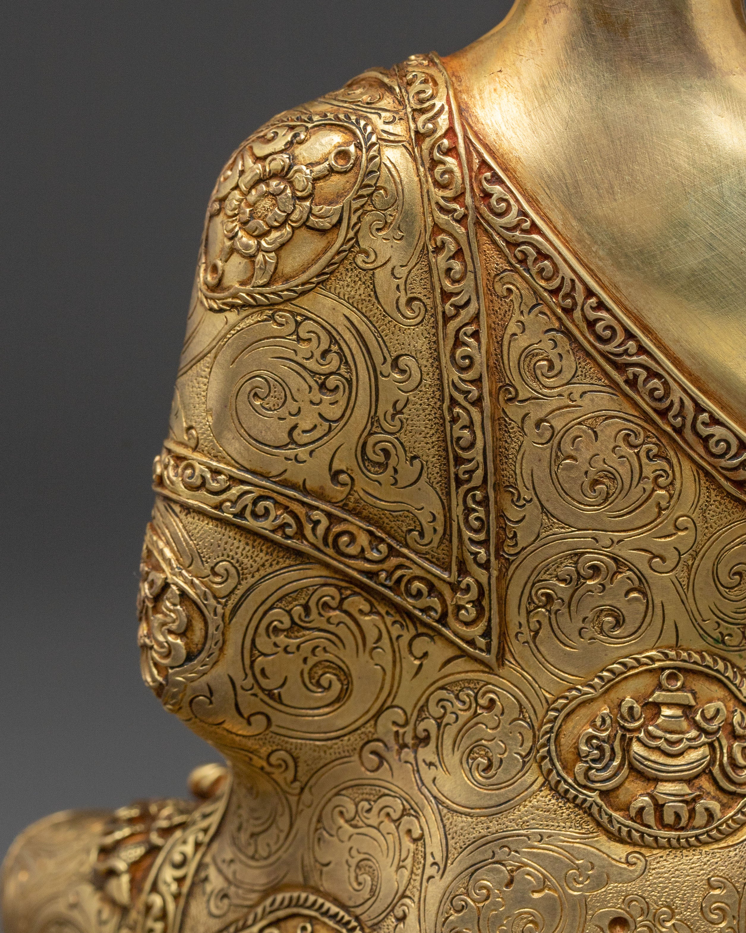 Shakyamuni Buddha Divine Statue - 24K Gold Gilded Figure