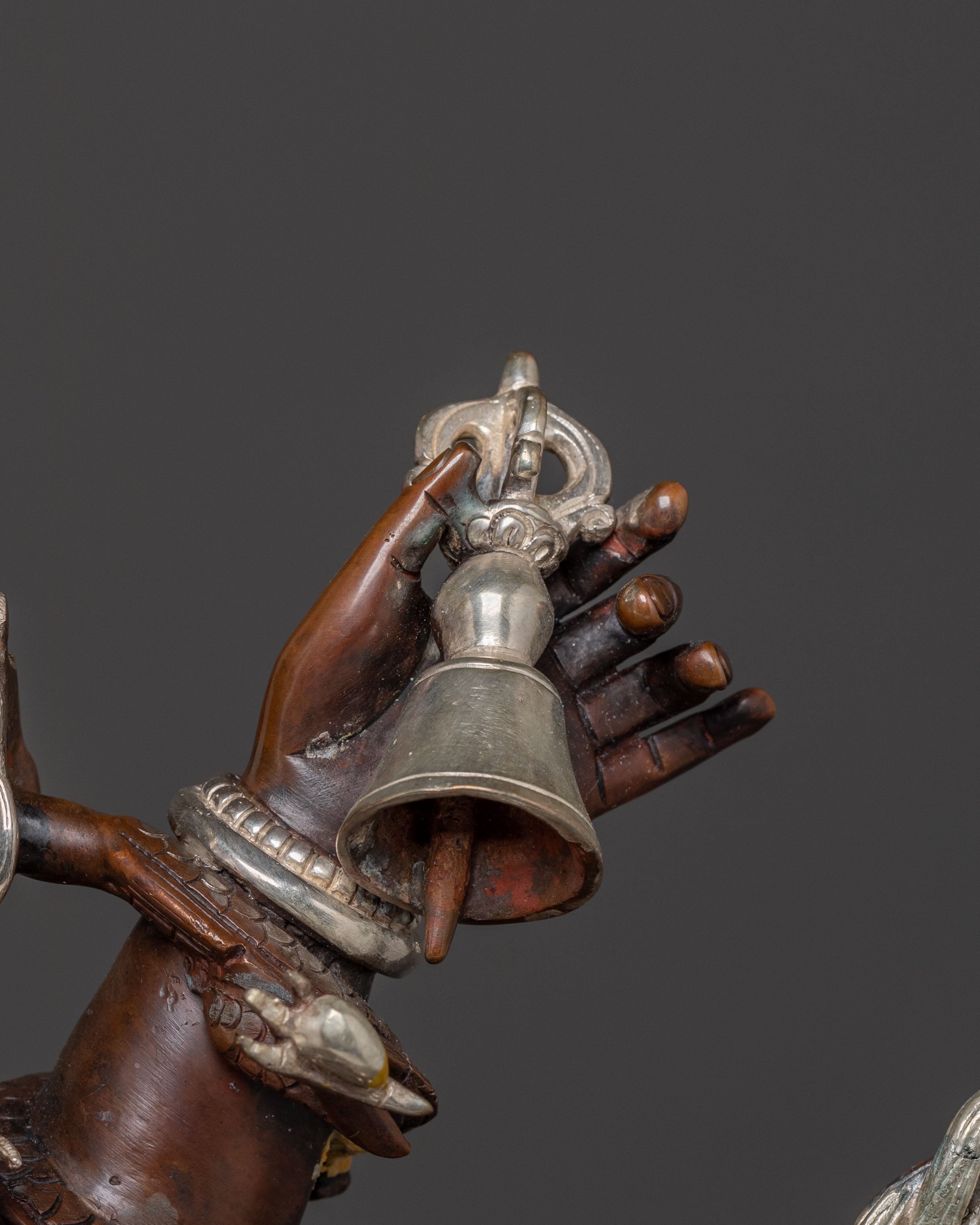 Uchusma Protector Statue - Spiritual Sculpture