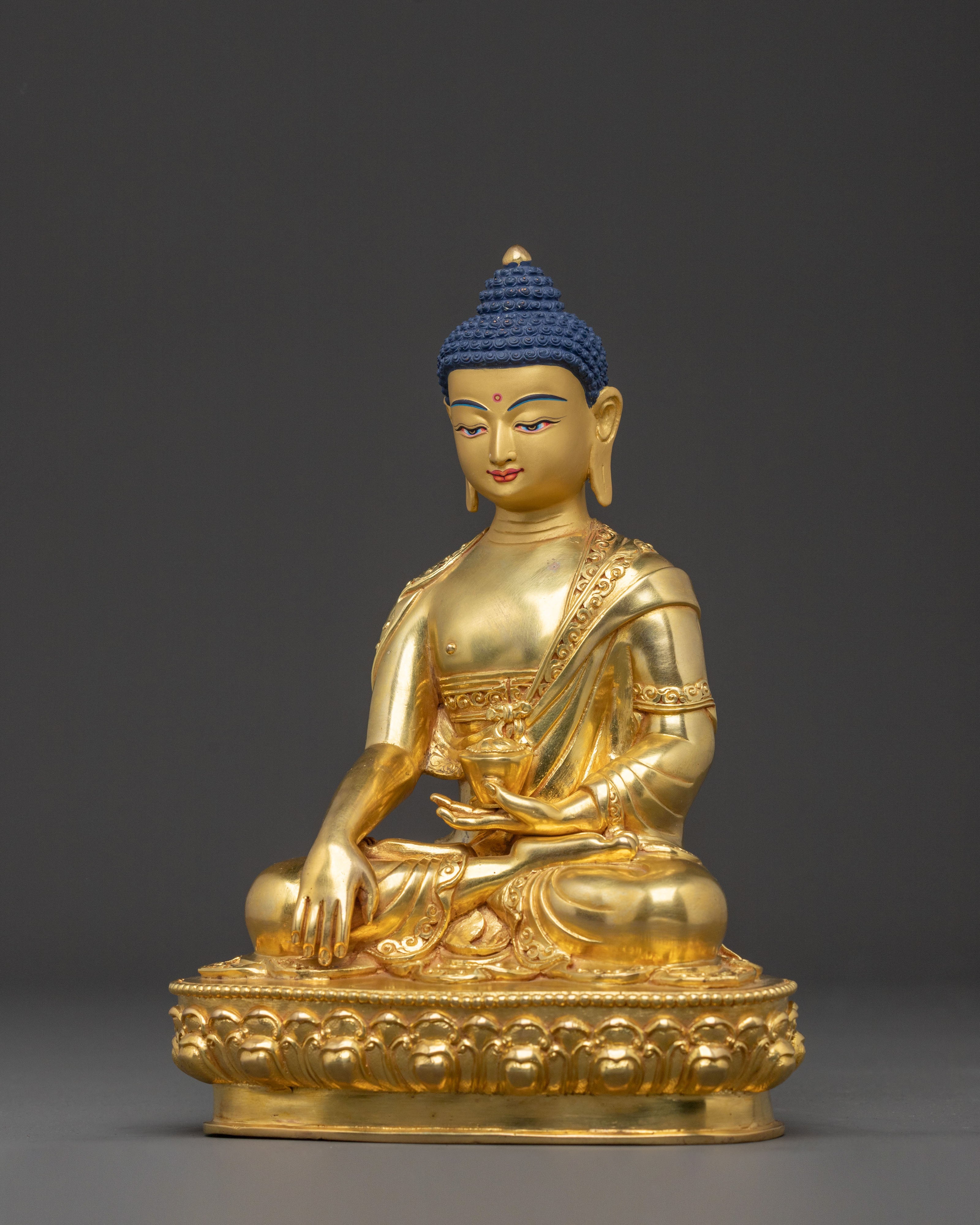 Shakyamuni Buddha Sacred Peaceful Statue