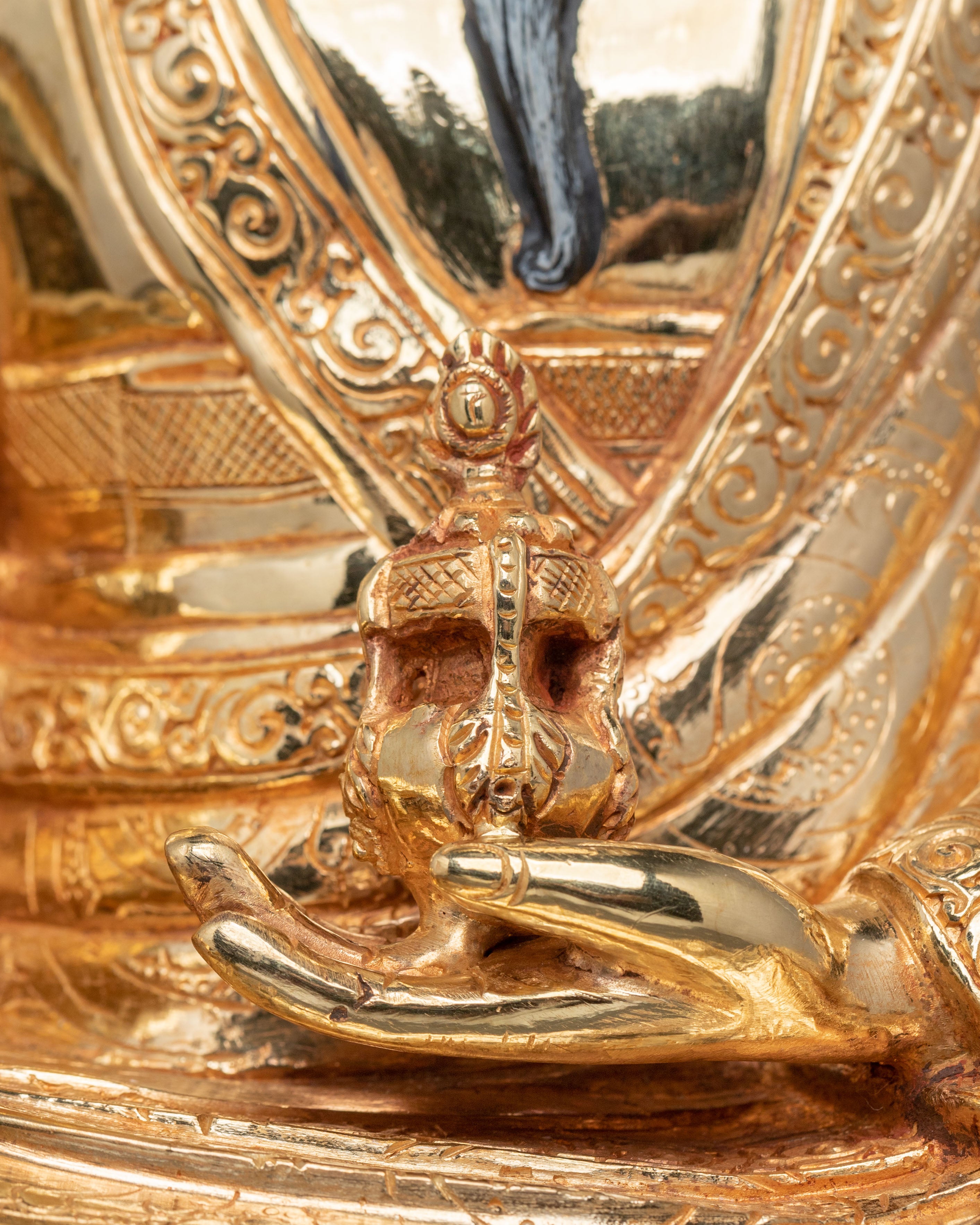 Blessing Guru Shapdum Sculpture | Golden Figurine