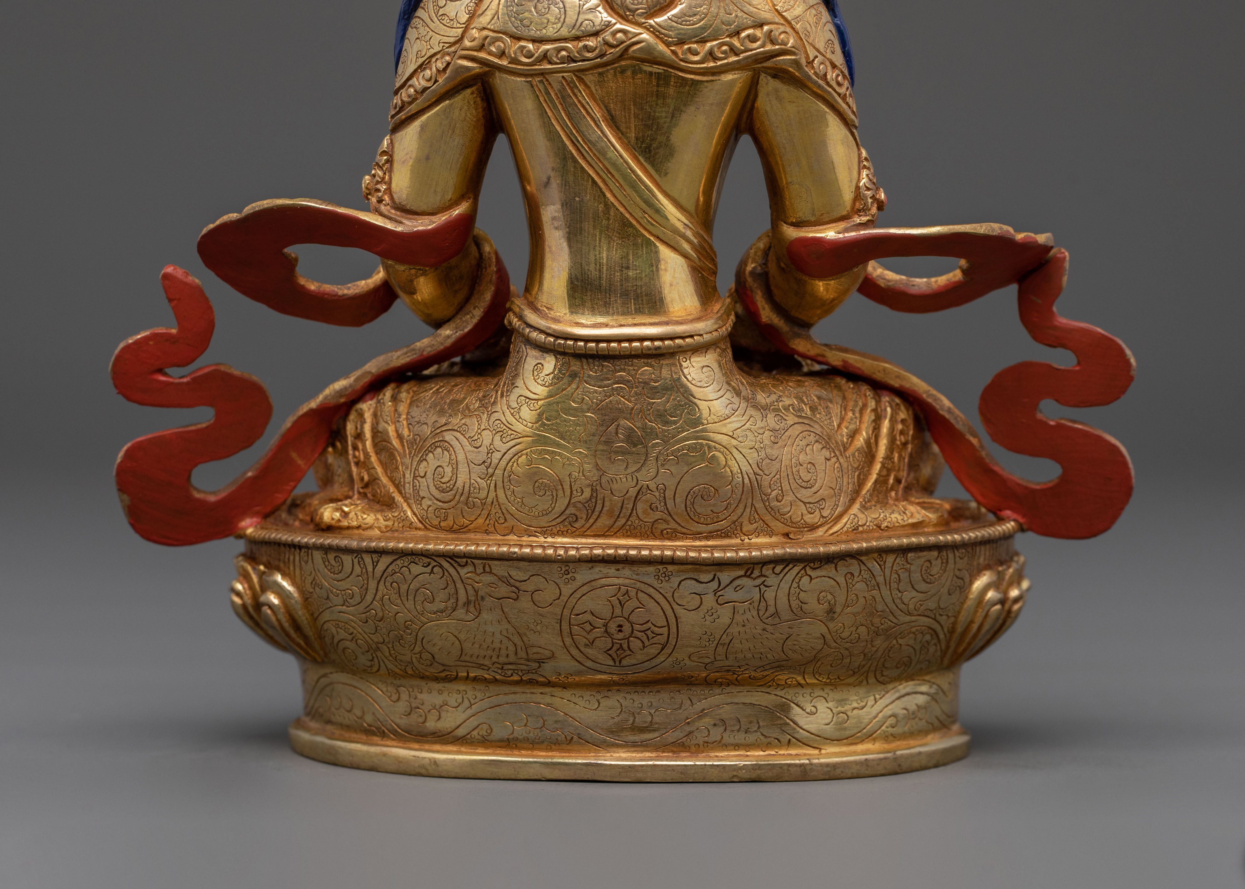 Handcrafted Amitayus Statue: Buddhist Home Decor
