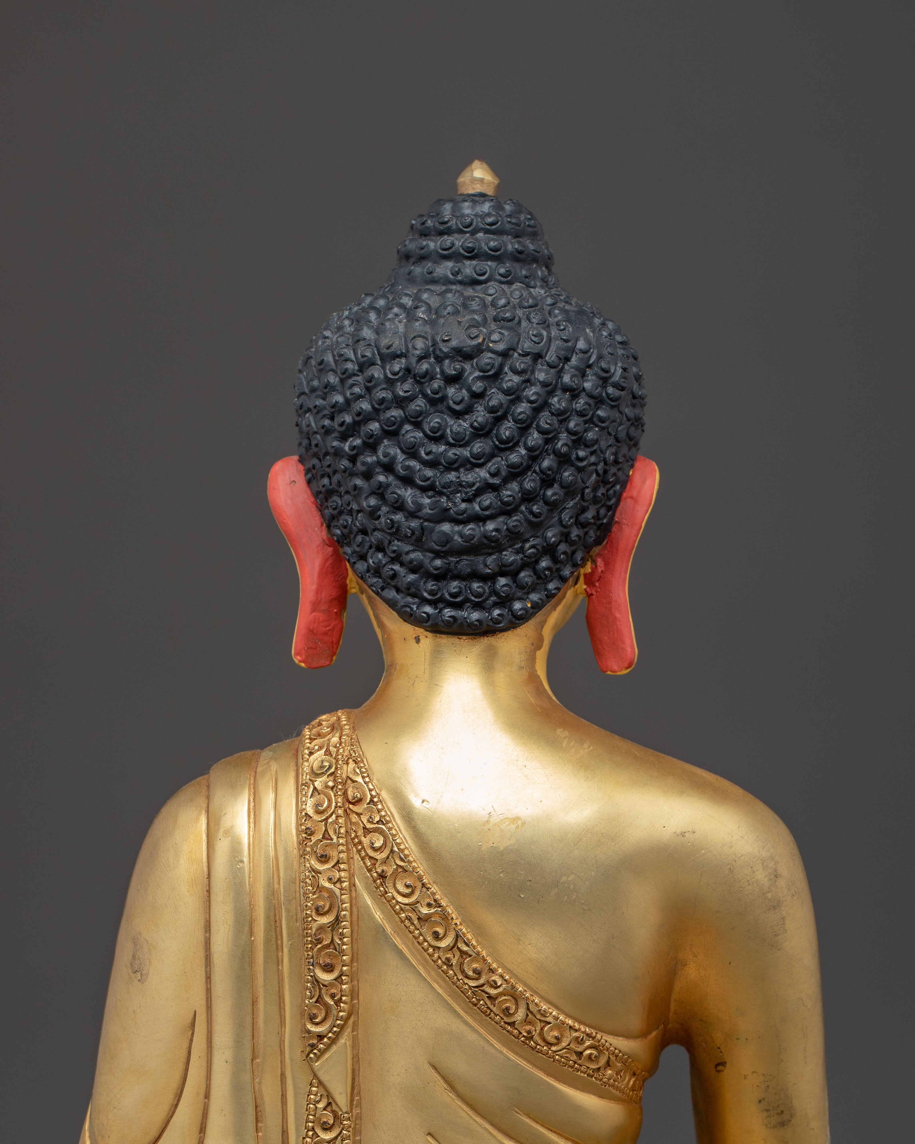 Handmade Gautama Buddha Statue: Symbol of Knowledge and Wisdom
