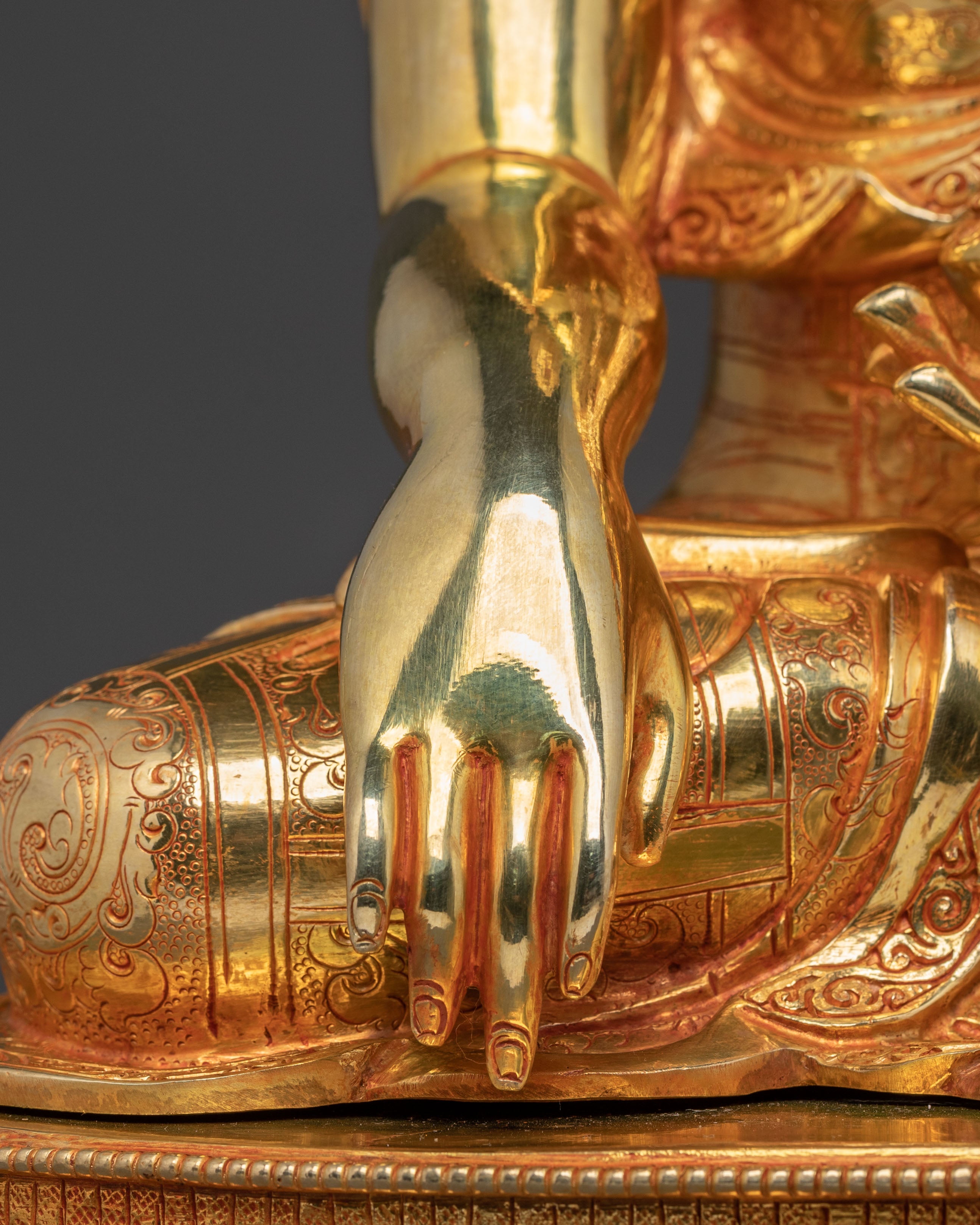 Shakyamuni Buddha Statue | 24K Gold Gilded Icon