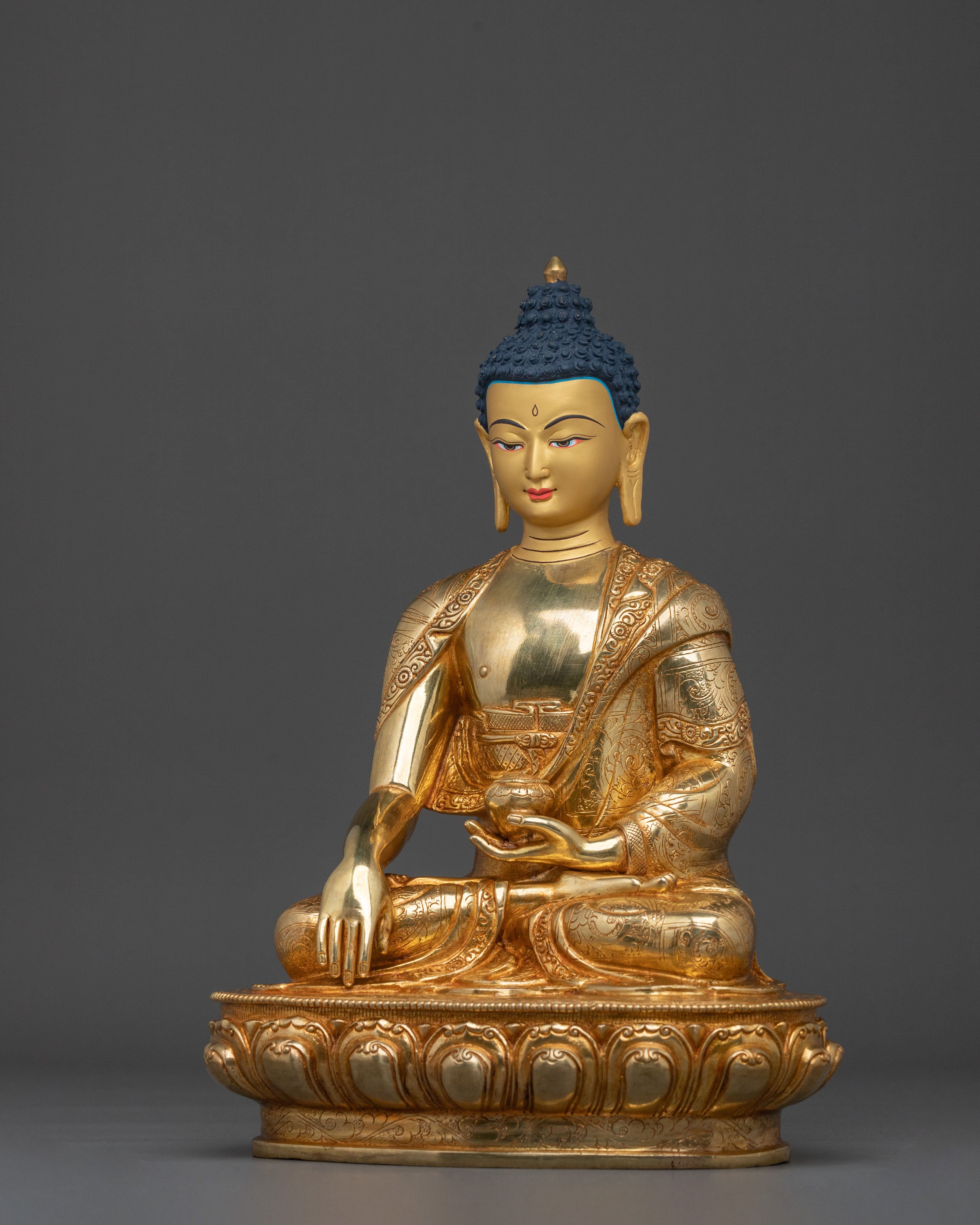 Elegant Statue of Shakyamuni Buddha | Symbol of Enlightenment