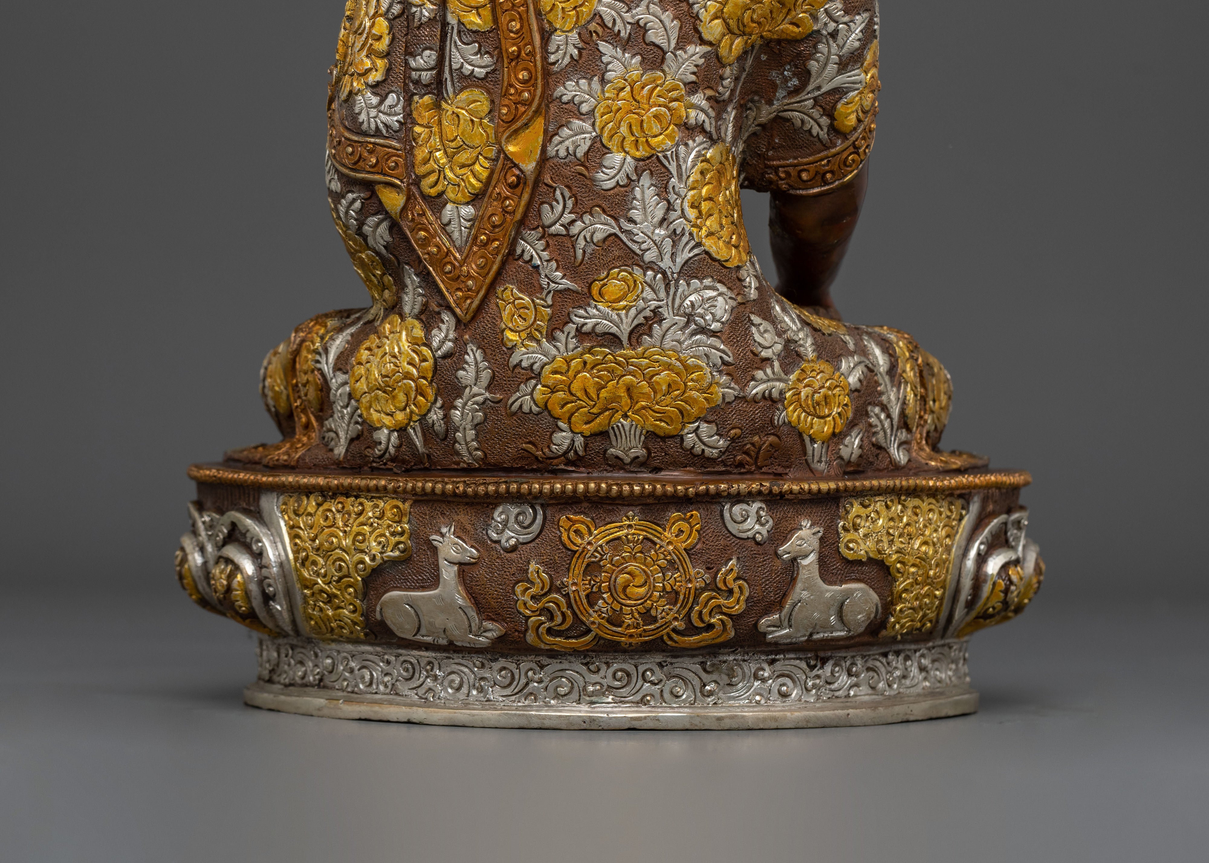 Handcrafted Himalayan Buddha Shakyamuni Statue