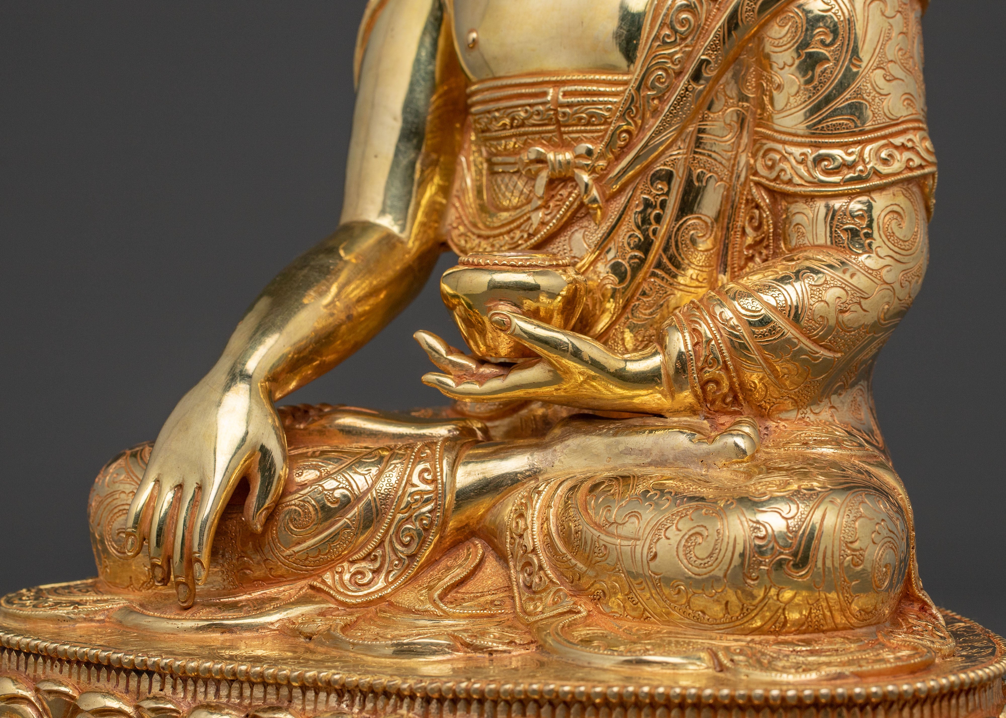 24K Gold Gilded Shakyamuni Buddha Sculpture | Light of Enlightenment
