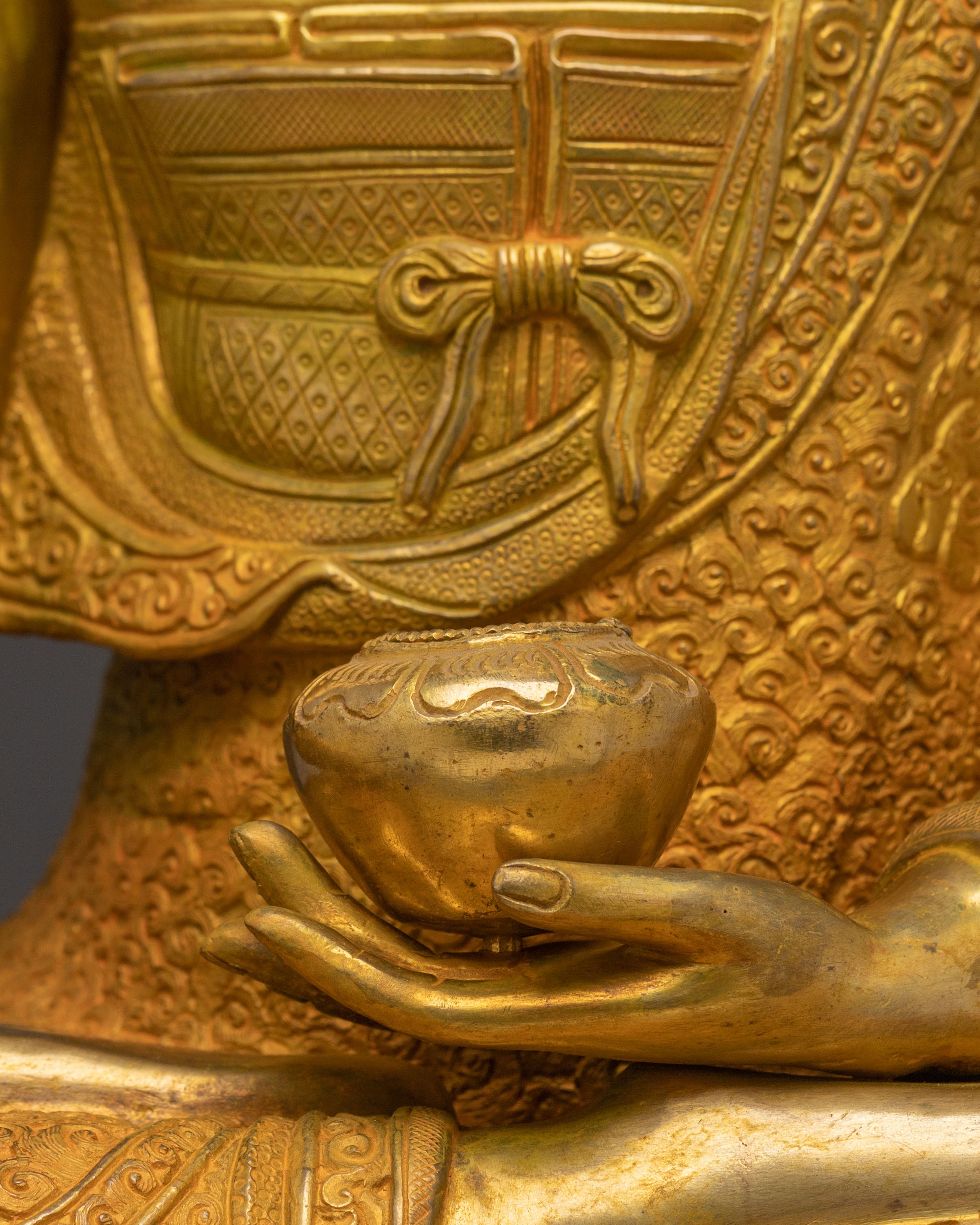 Shakyamuni Buddha Elegant Sculpture | Enlightened One