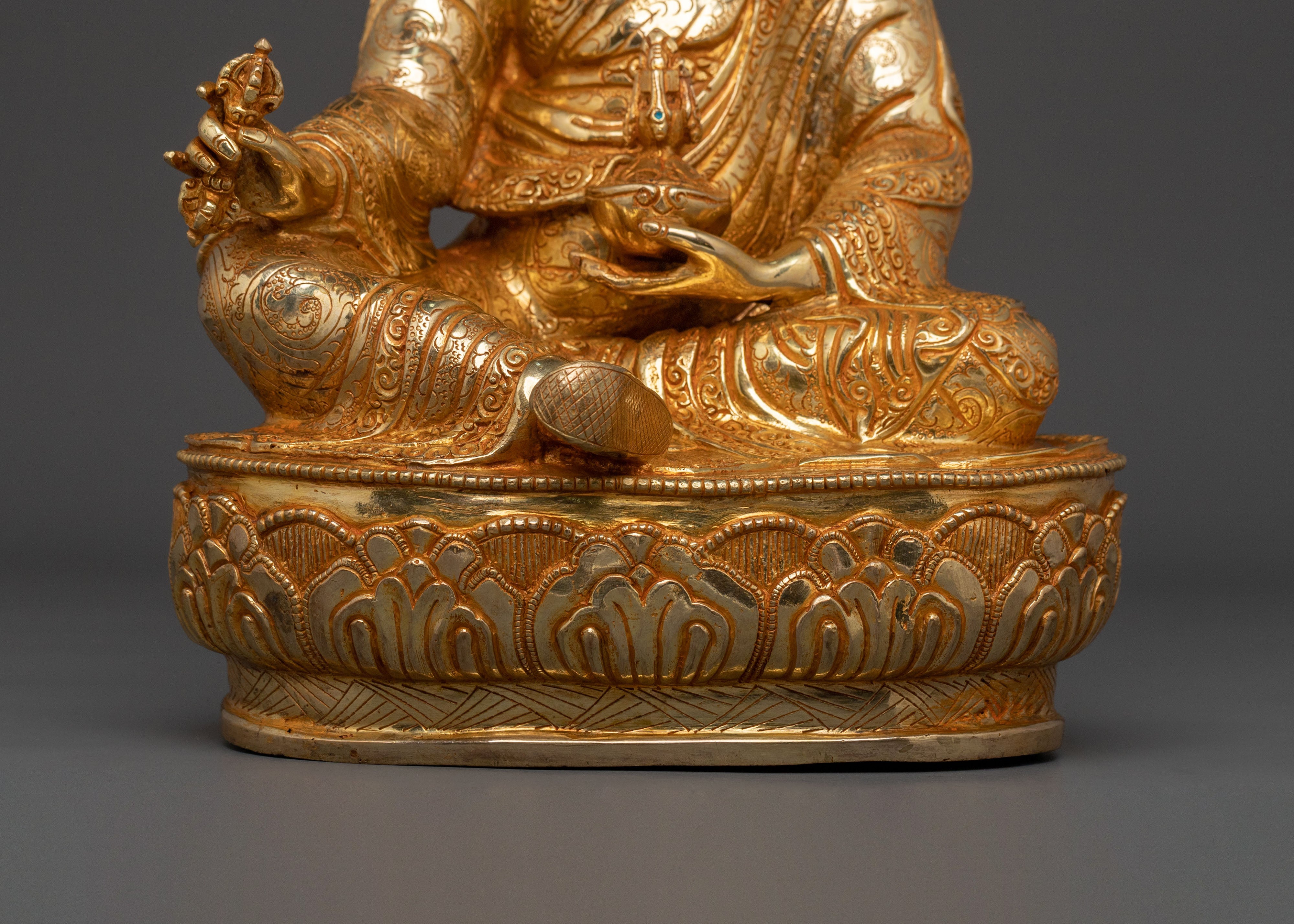 Himalayan Guru Rinpoche Figurine | Buddhist Teacher