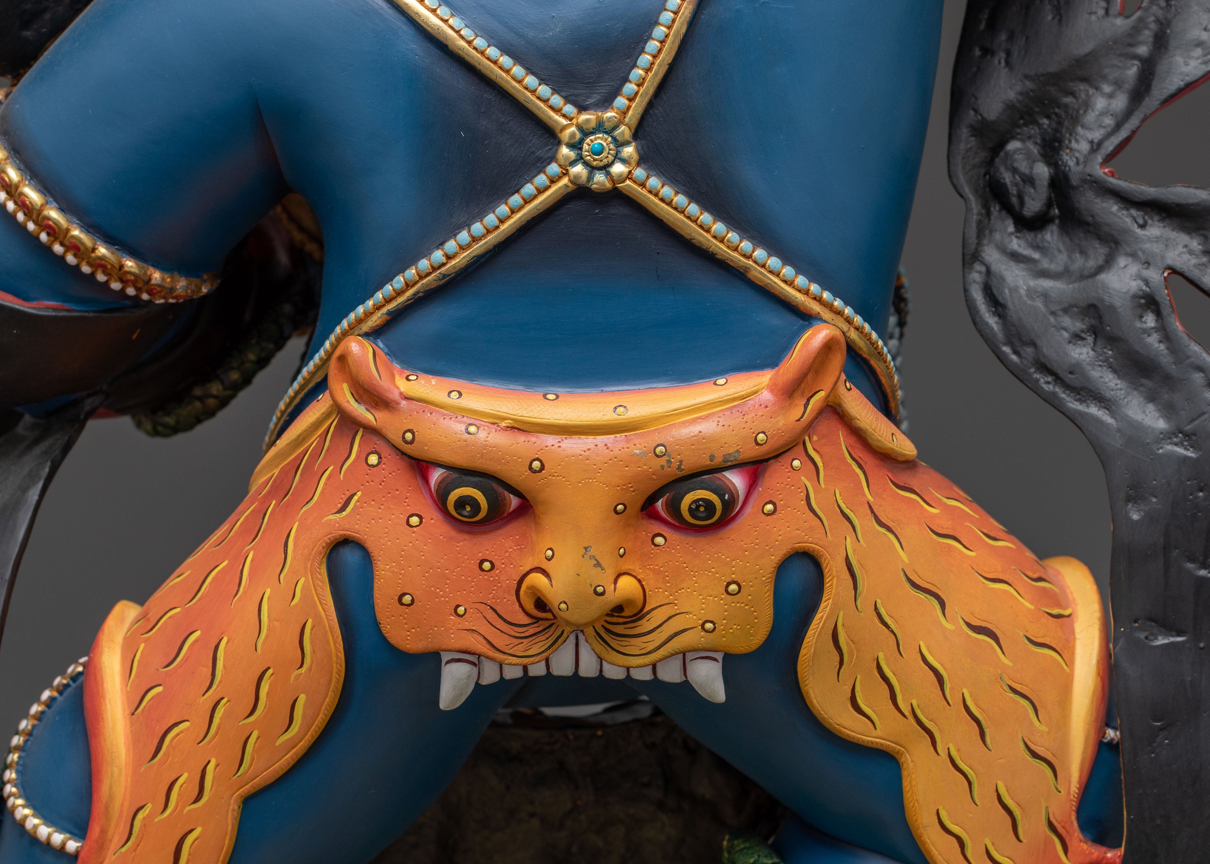 Golden Vajrapani Blessing Statue: Gilded Majesty from Nepal