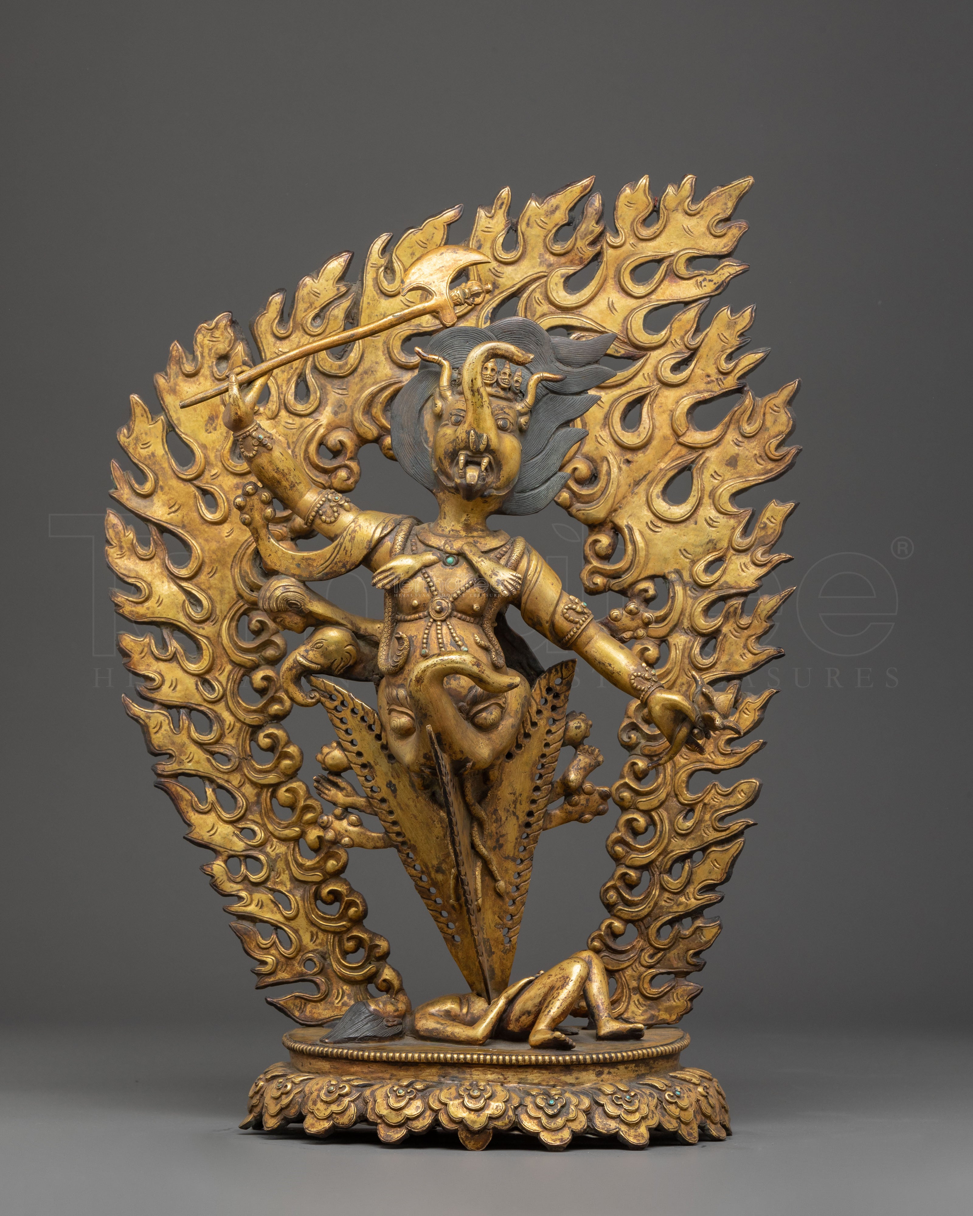 Handmade Makara Mukha Kila Statue | Symbol of Spiritual Protection