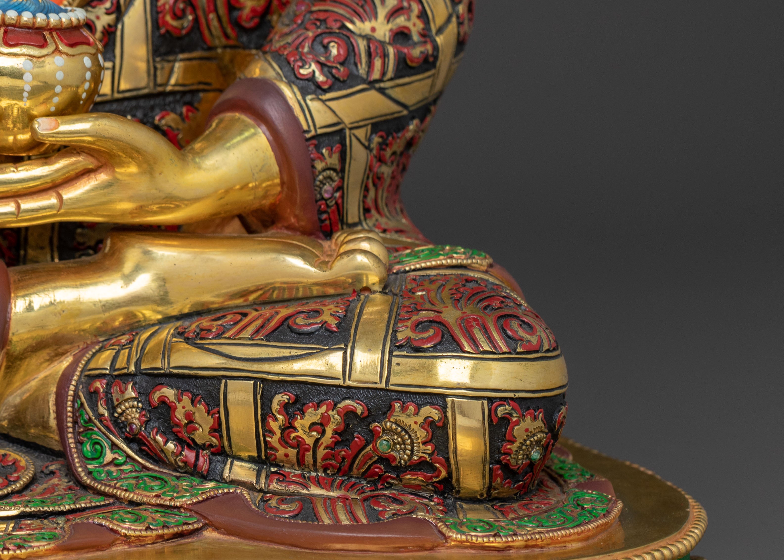Amitabha Buddha Divine Statue | Enlightenment & Compassion