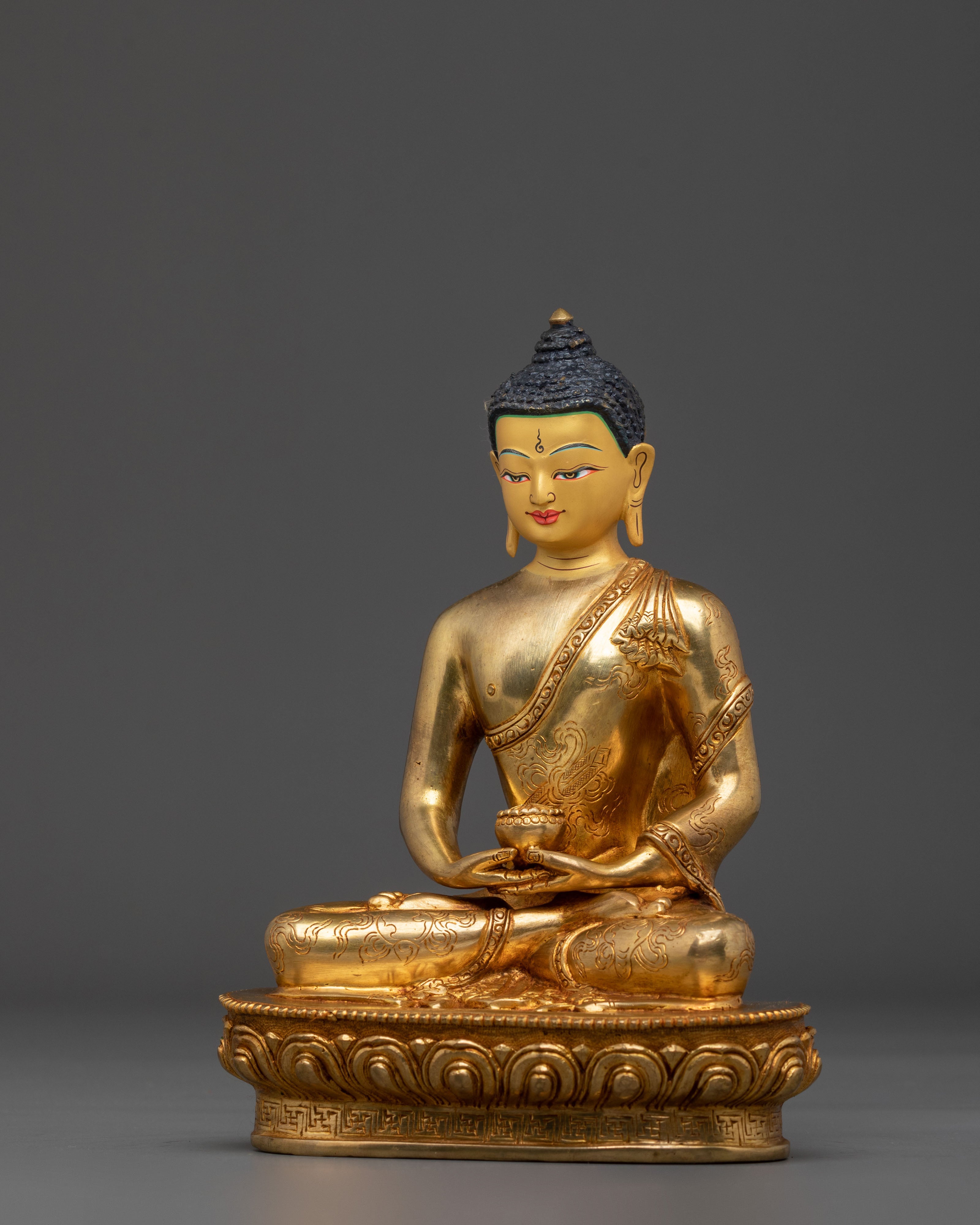 Serene Amitabha Buddhist Deity Statue: Buddha of Infinite Light