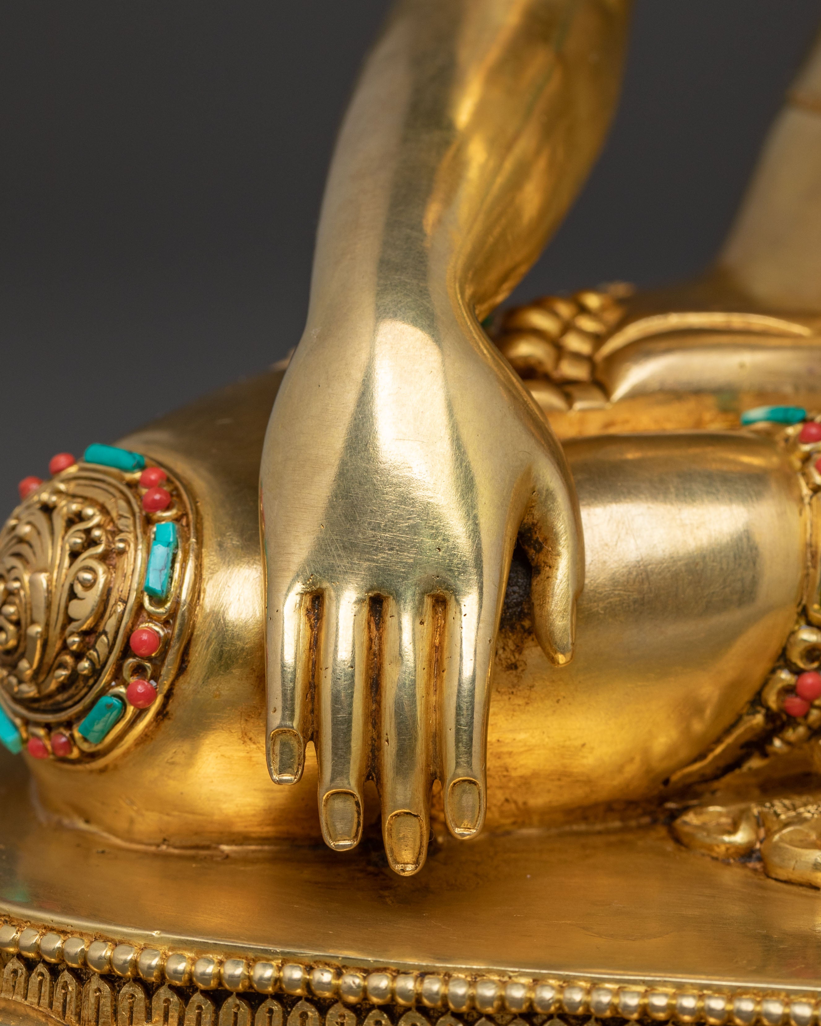 Shakyamuni Buddha Statue | Light of Wisdom