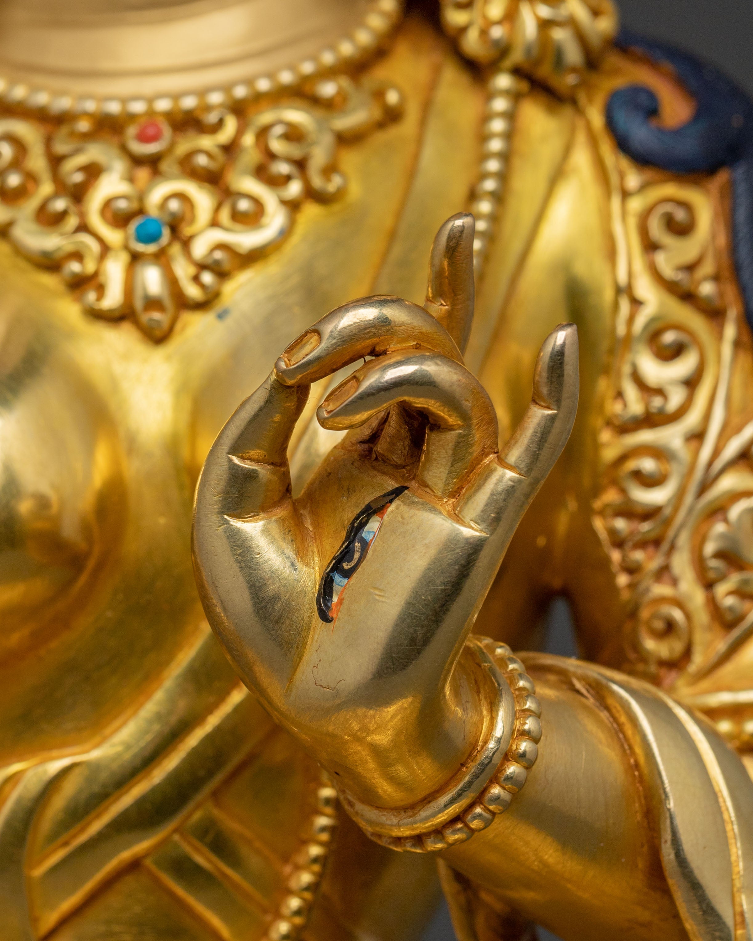 Dukar White Umbrella Protector Statue: Made in Nepal